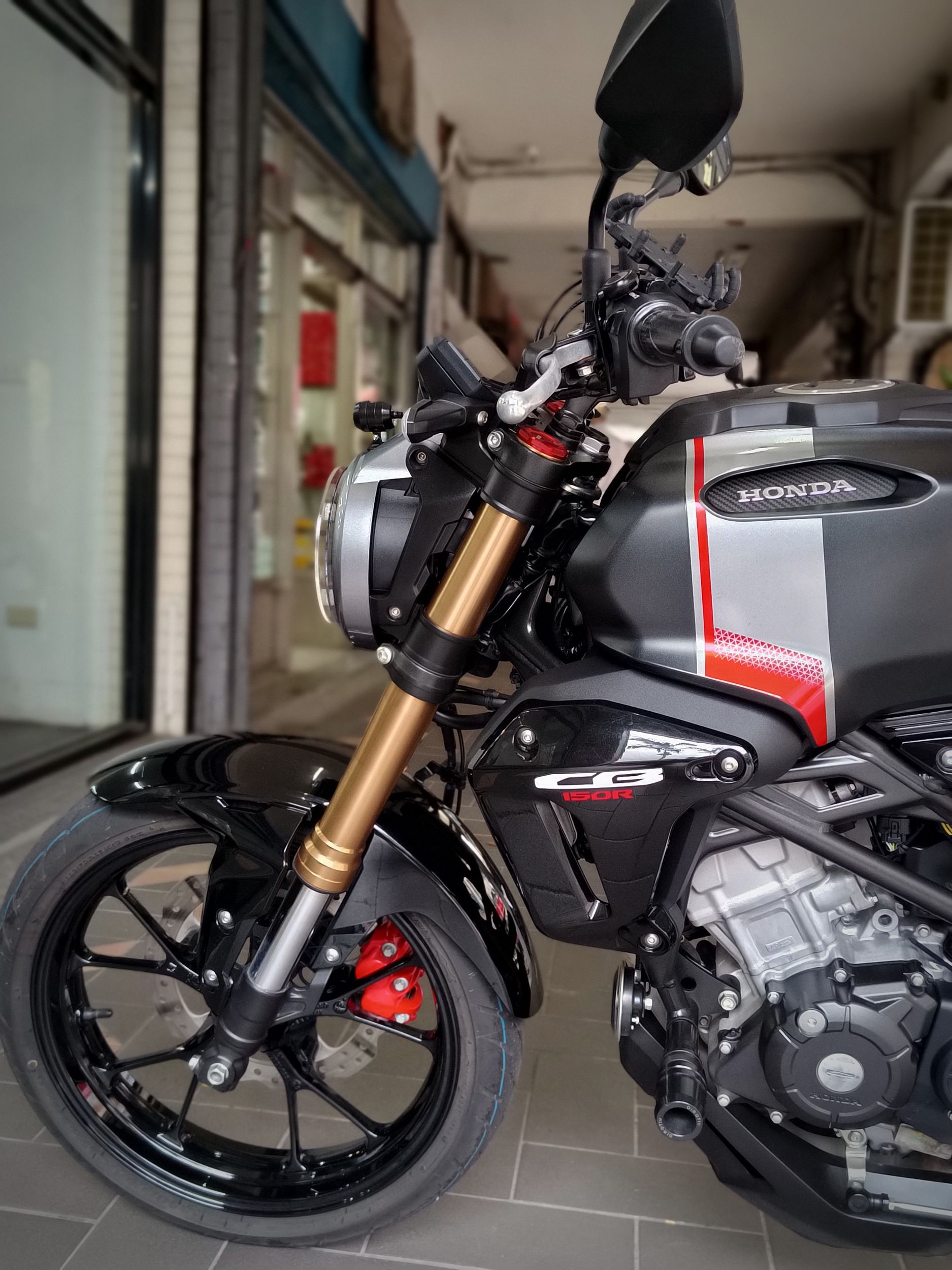 HONDA CB150R - 中古/二手車出售中 CB150R ABS，一手車只跑5350 km，全車原漆無傷 | 成蘆進口摩托車