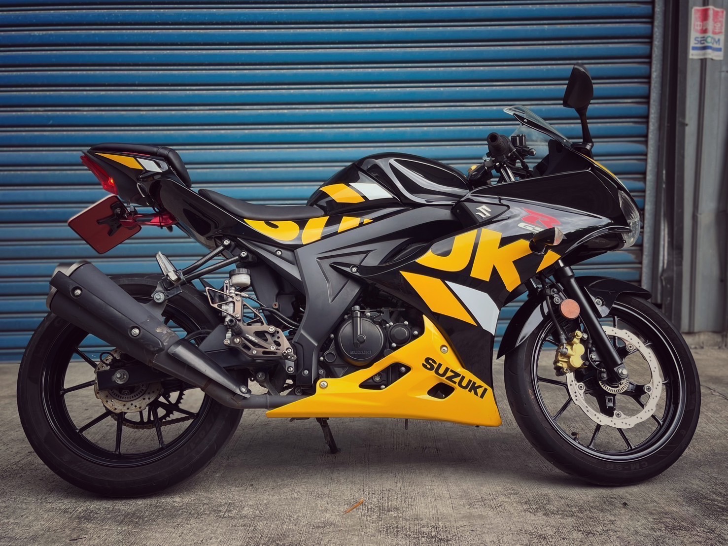 SUZUKI GSX-R150 - 中古/二手車出售中 腳踏後移 強化齒盤 基本改裝 小資族二手重機買賣 | 小資族二手重機買賣