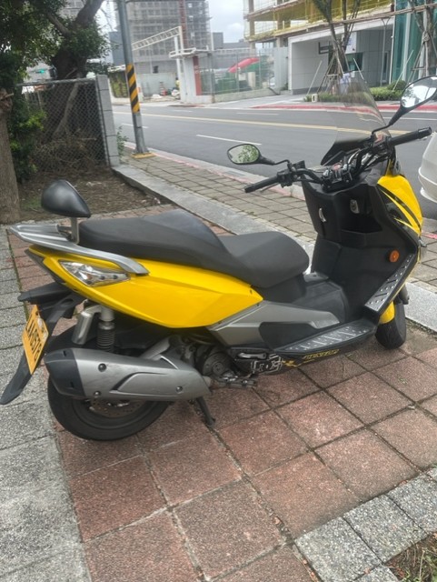 宏佳騰 ELITE 300 - 中古/二手車出售中 少騎賤價出售 | 個人自售