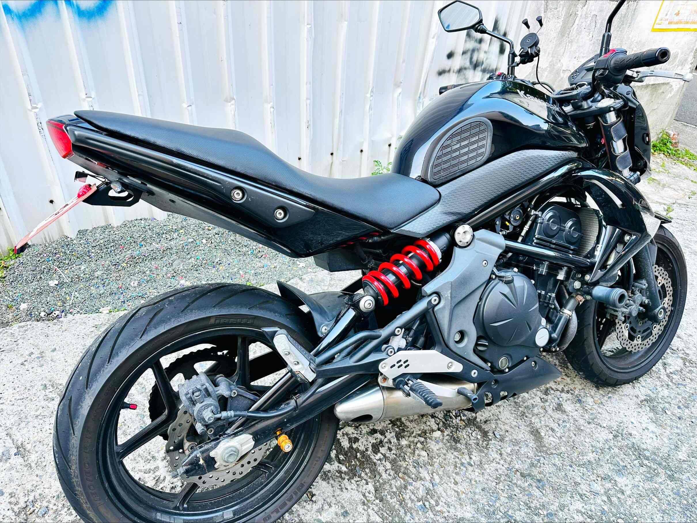 Kawasaki ER6N - 中古/二手車出售中 Kawasaki ER6N 2010 忍者街車 | 輪泰車業