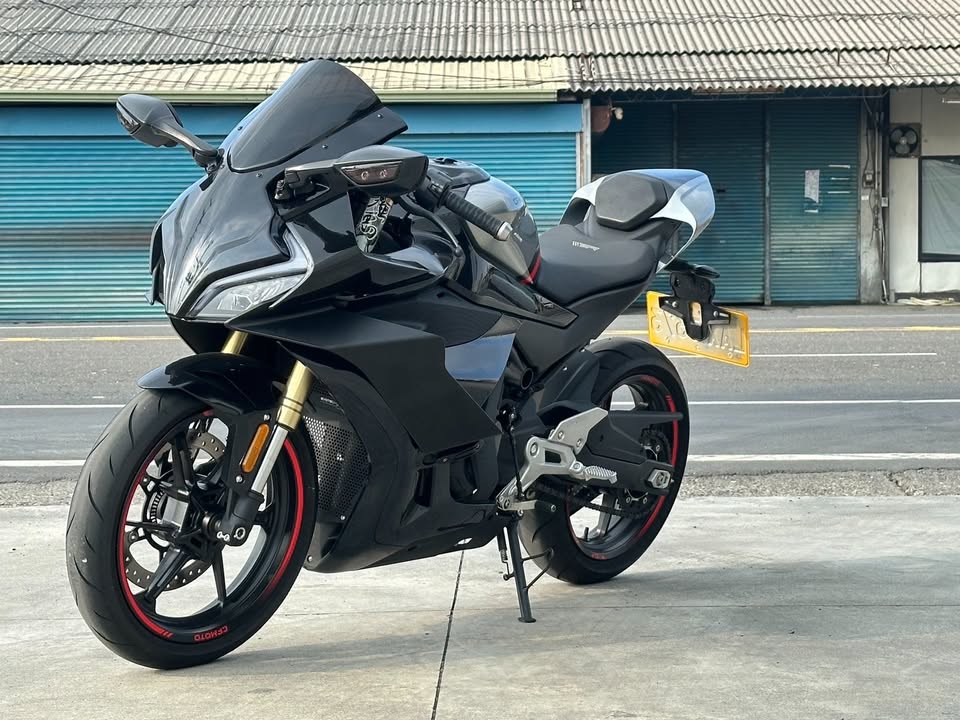 CFMOTO SR - 中古/二手車出售中 春風 450SR （近全新） | YSP 建興車業