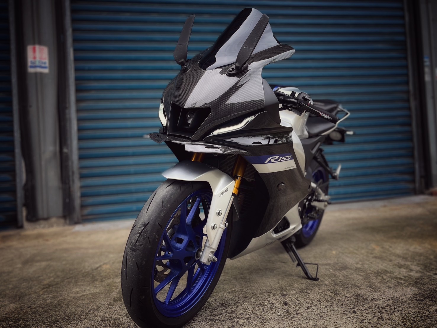 YAMAHA YZF-R15 - 中古/二手車出售中 R15M TFT儀表 視覺改裝 小資族二手重機買賣 | 小資族二手重機買賣