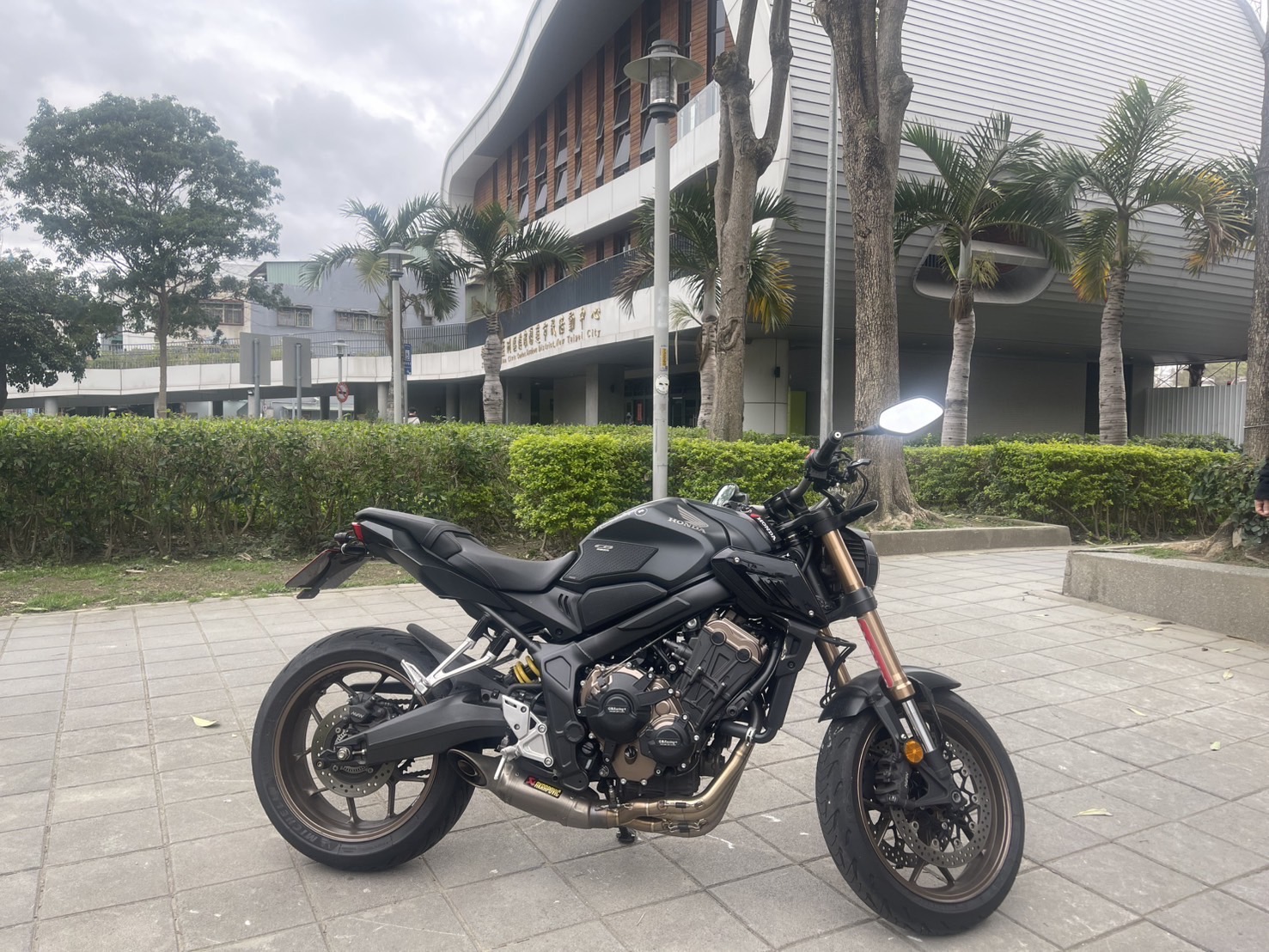 HONDA CB650R - 中古/二手車出售中 HONDA CB650R 台本 | 大蔡