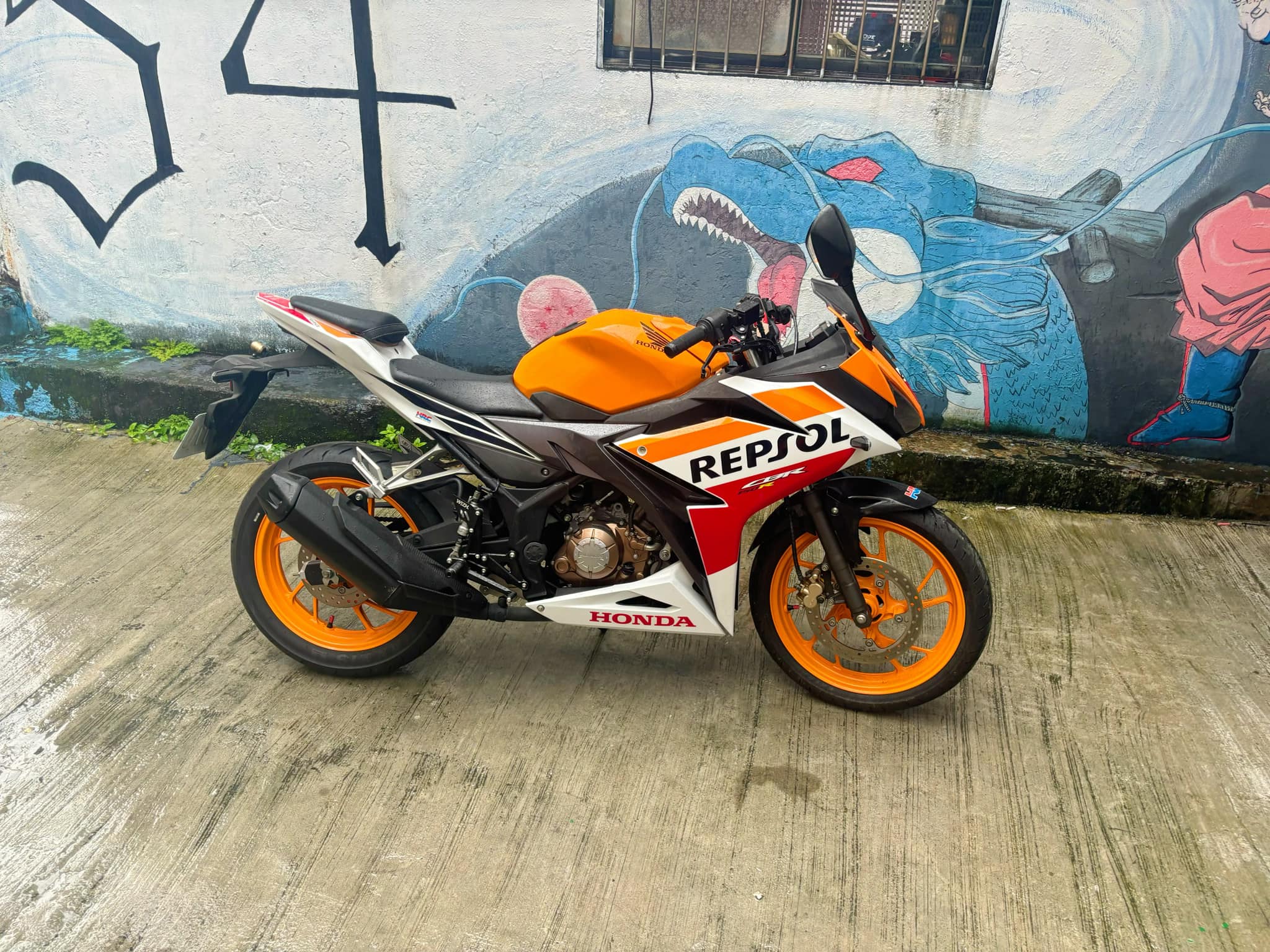 HONDA CBR150R - 中古/二手車出售中 HONDA CBR150R | 個人自售