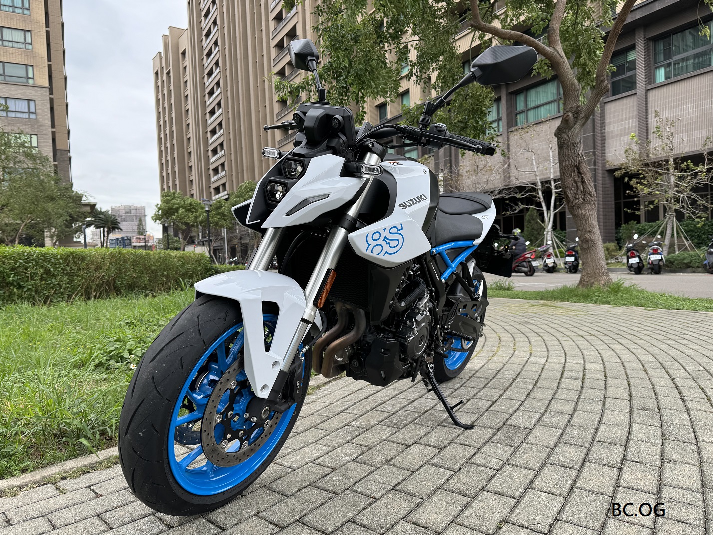 SUZUKI GSX 8S ABS - 中古/二手車出售中 【新竹長龍車業】SUZUKI GSX 8S ABS  | 新竹長龍車業行