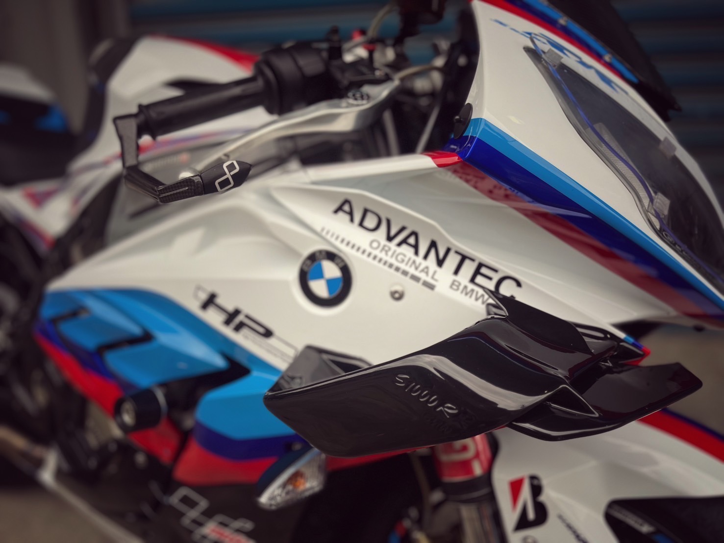 BMW S1000RR - 中古/二手車出售中 四段模式 ABS TCS 全車精品改裝 原廠品齊全 小資族二手重機買賣 | 小資族二手重機買賣