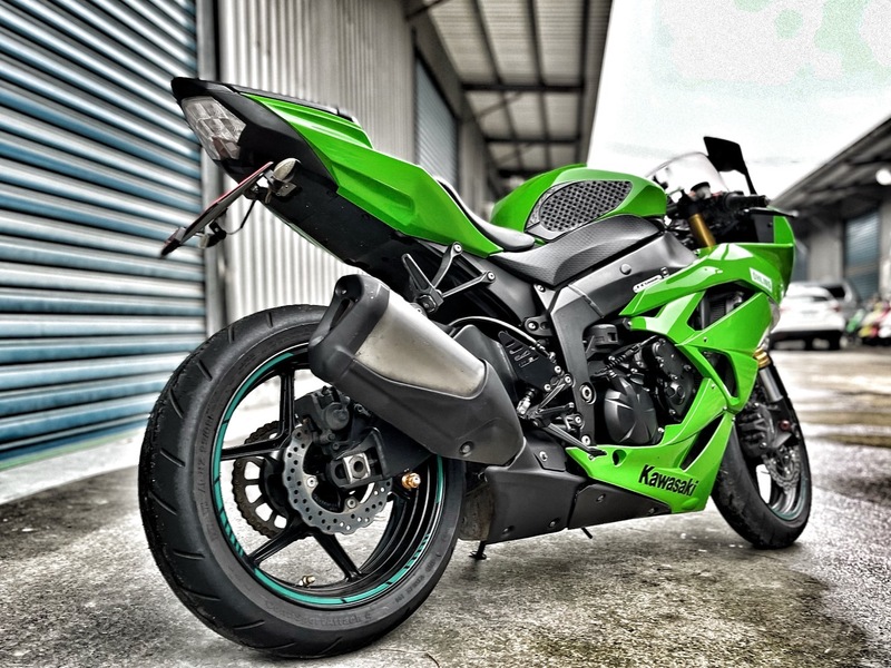 KAWASAKI NINJA ZX-6R - 中古/二手車出售中 Ohlins防甩頭 基本改裝 稅金超省 無摔車無事故 | 小資族二手重機買賣