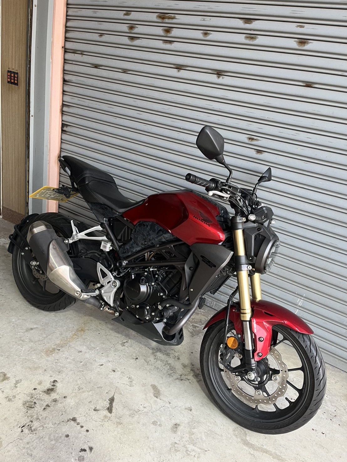 HONDA CB300R - 中古/二手車出售中 2022 CB300R 一手車庫車 | 個人自售