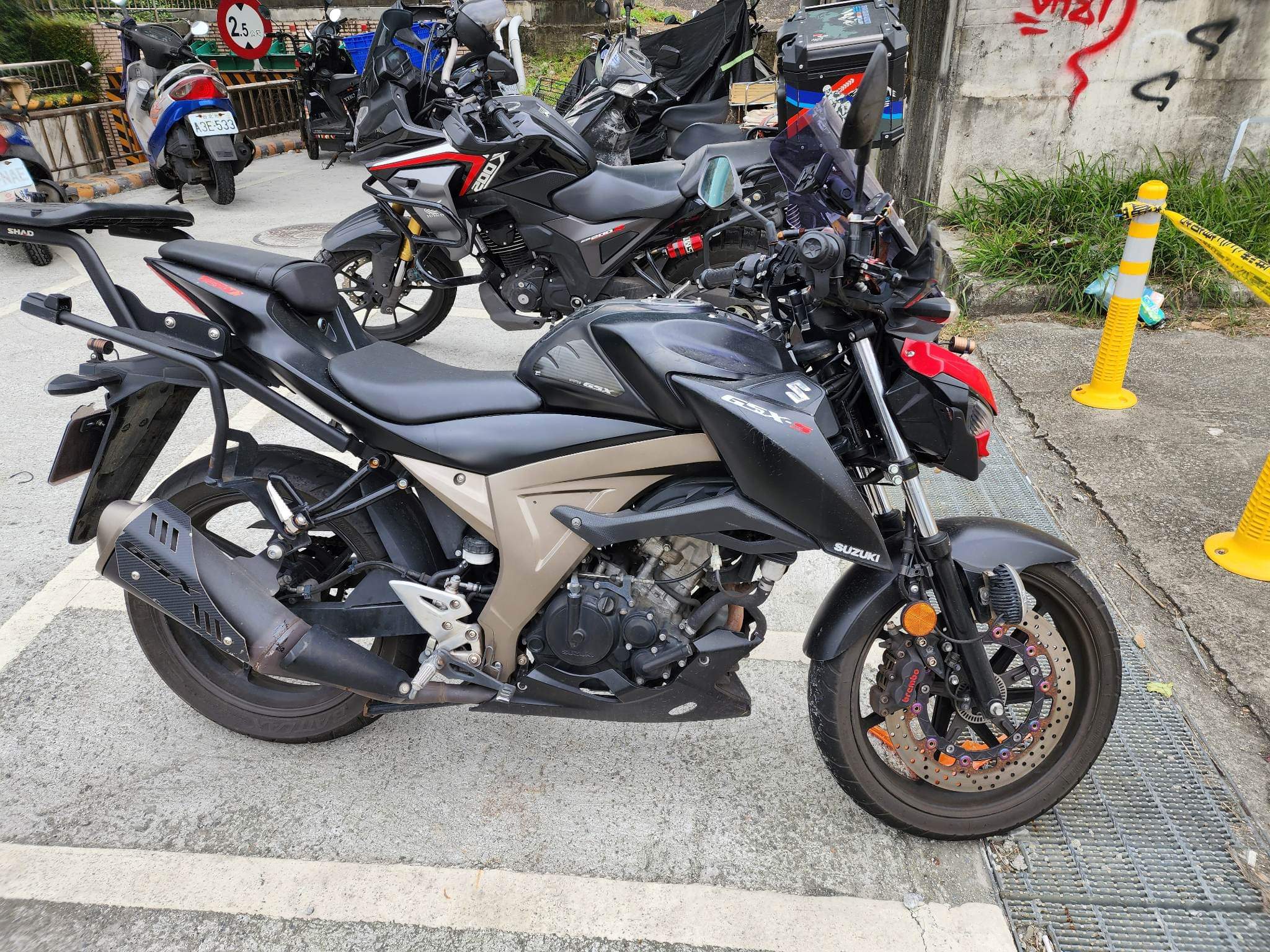 【個人自售】SUZUKI GSX-S125 - 「Webike-摩托車市」 女友不騎想換更大台的