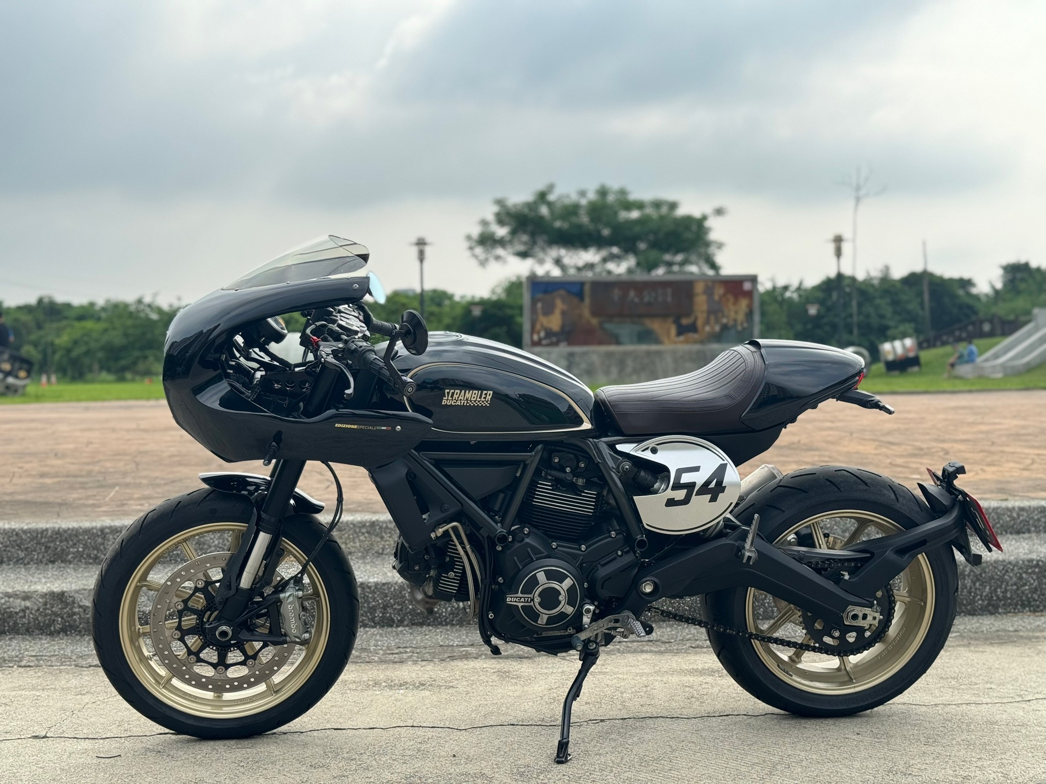 DUCATI SCRAMBLER [SCRAMBLER] - 中古/二手車出售中 Ducati Scrambler Cafe Racer ABS | 德魯伊重機