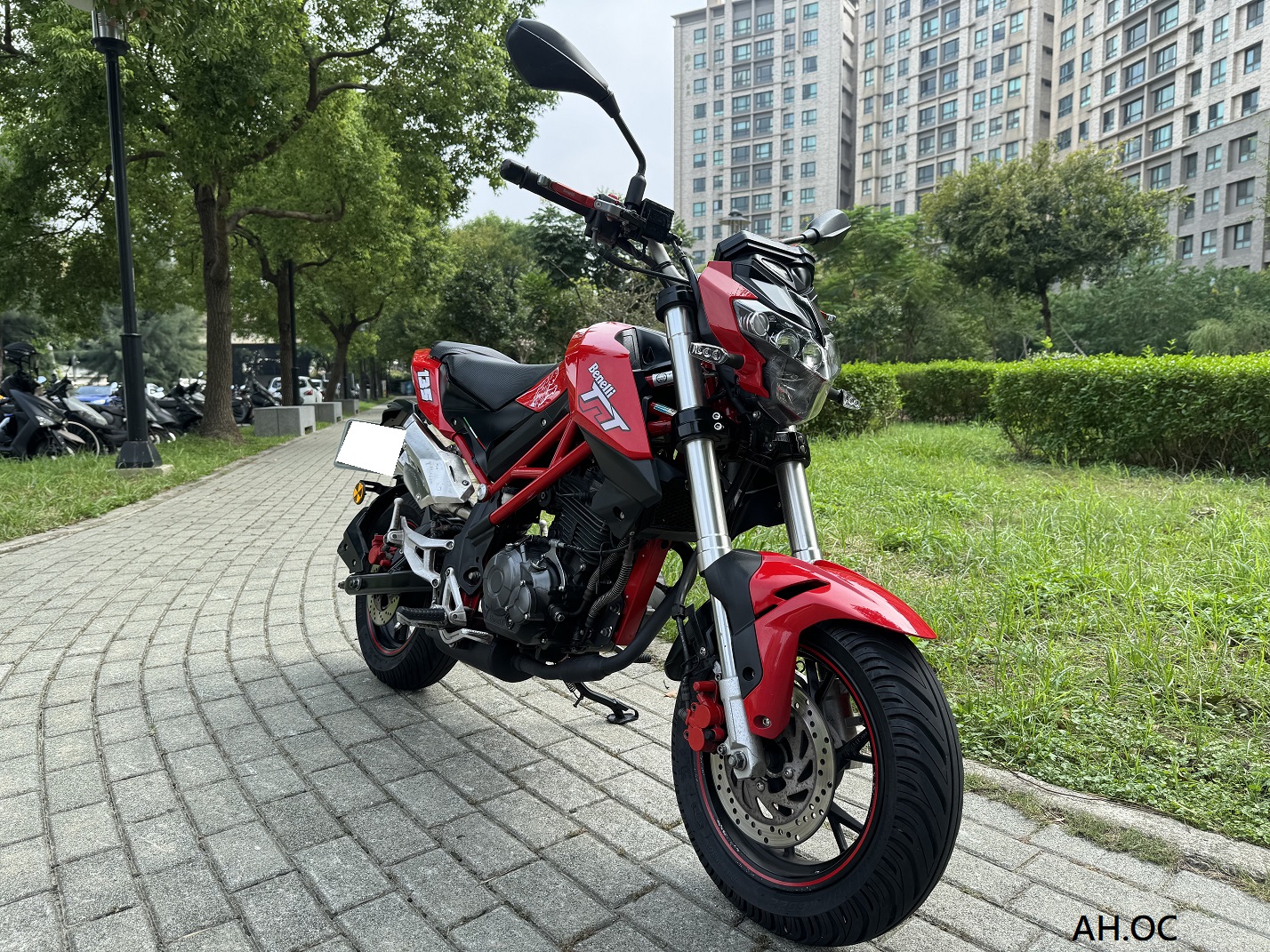 BENELLI TNT 135 - 中古/二手車出售中 【新竹長龍車業】Benelli TNT 135 | 新竹長龍車業行