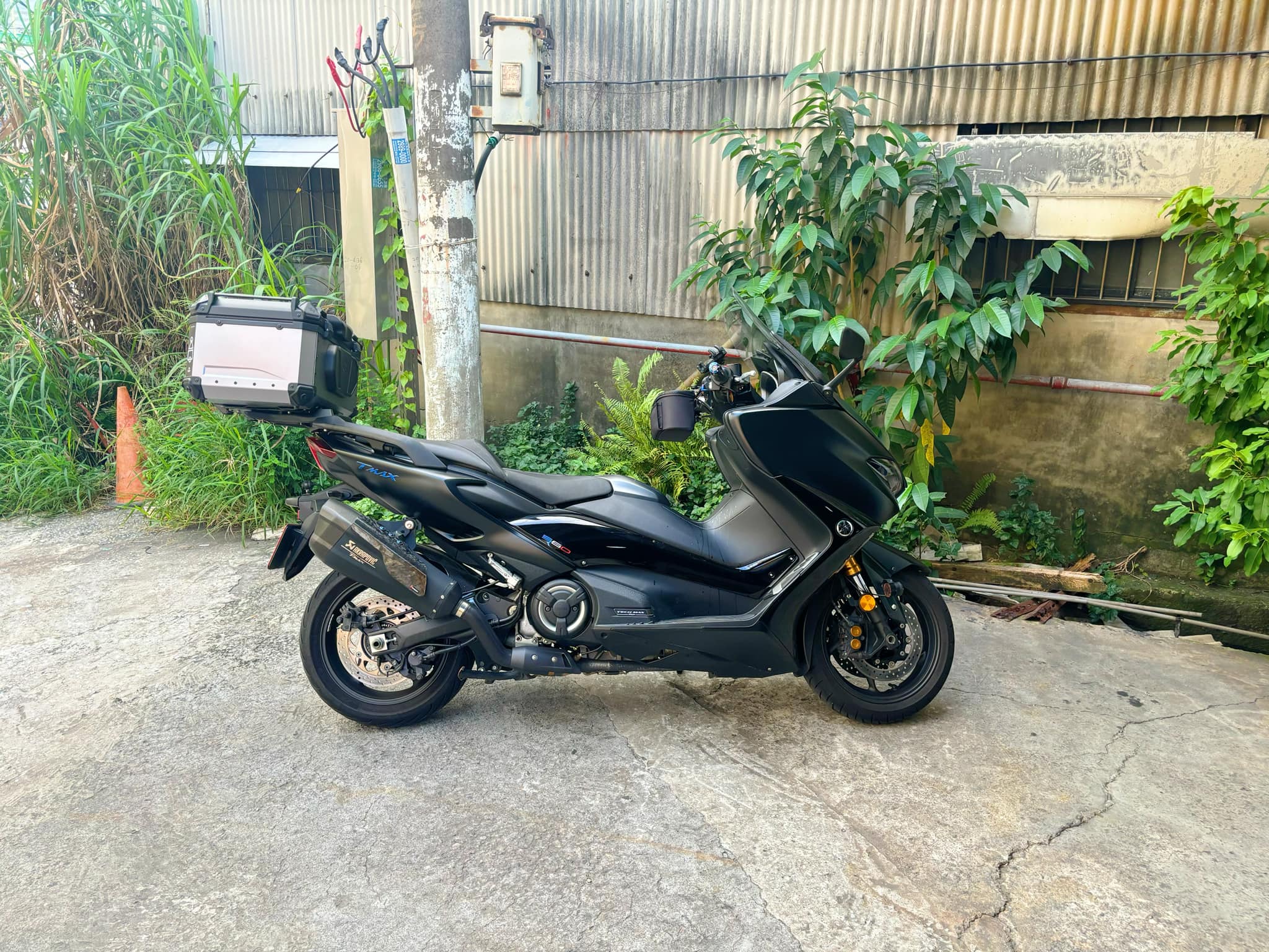 YAMAHA TMAX560 - 中古/二手車出售中 YAMAHA TMAX560 頂規版公司車 | 個人自售