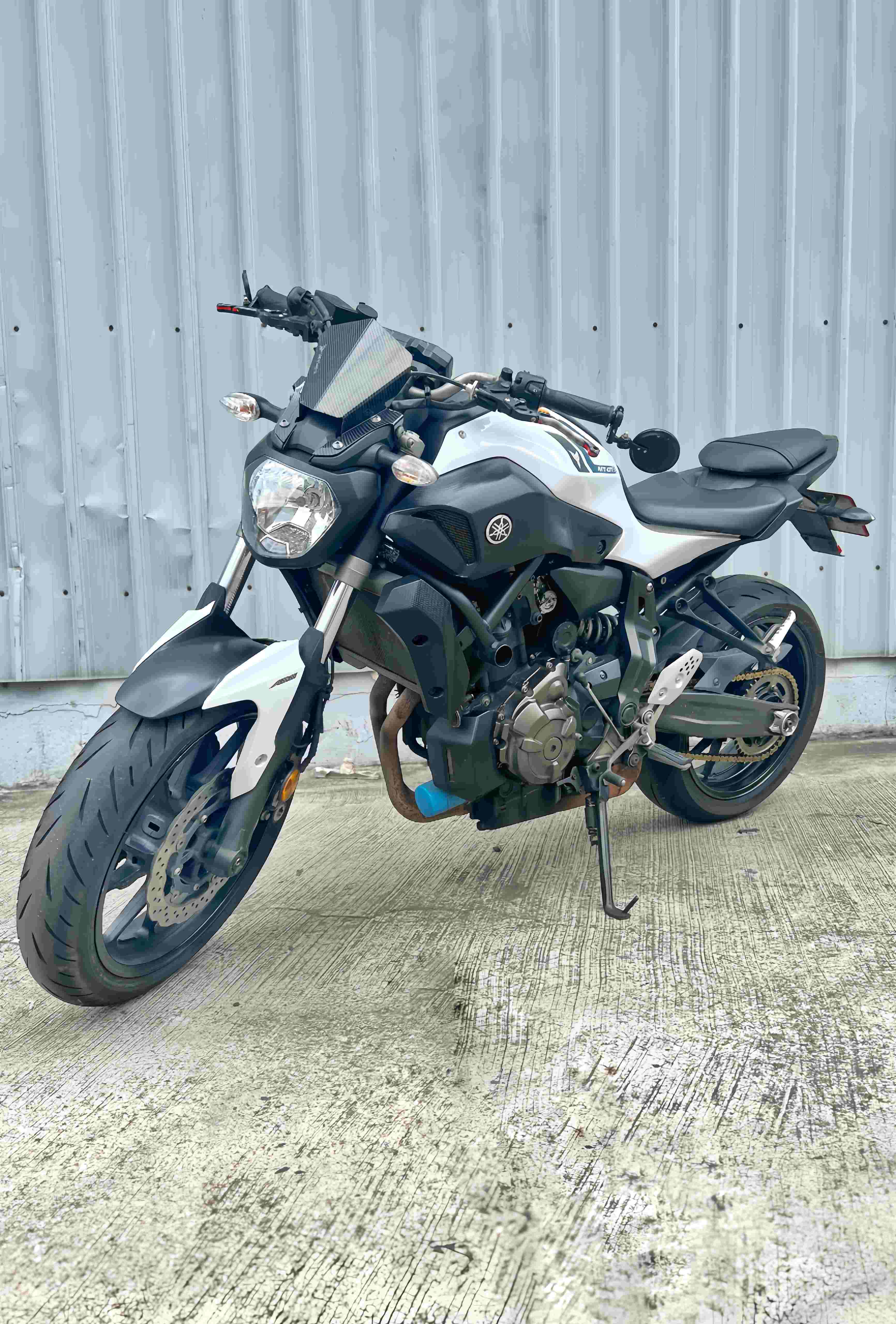 YAMAHA MT-07 - 中古/二手車出售中 2017年 MT-07 稀有白色系 通勤首選 原漆 無事故 阿宏大型重機買賣 | 阿宏大型重機買賣