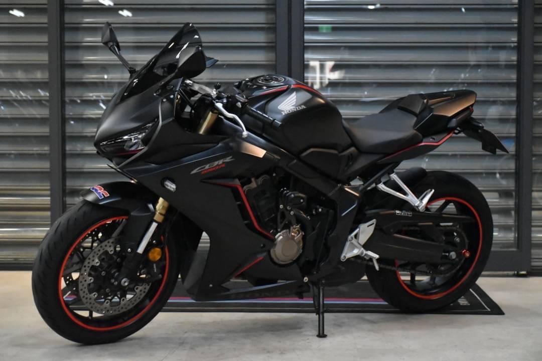 HONDA CBR650R - 中古/二手車出售中 黑色系 原裝無事故 小資族二手重機買賣 | 小資族二手重機買賣