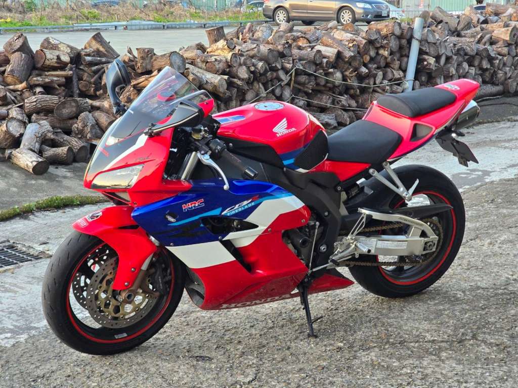  HONDA  CBR1000RR - 中古/二手車出售中 [出售] 2005年 HONDA CBR1000RR | 老爹重機