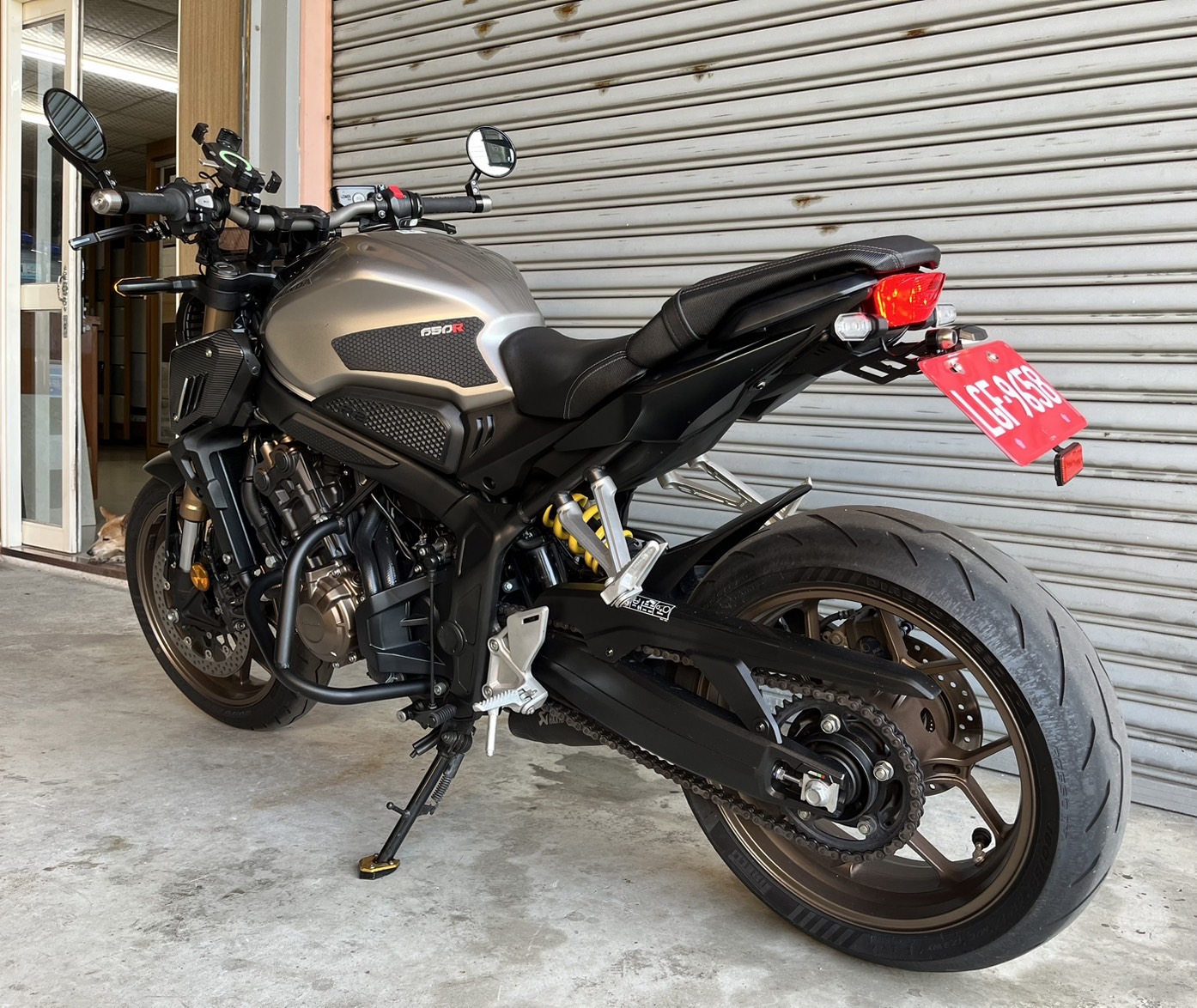 HONDA CB650R - 中古/二手車出售中 台本 CB650R 大滿改 買到賺到 | 個人自售