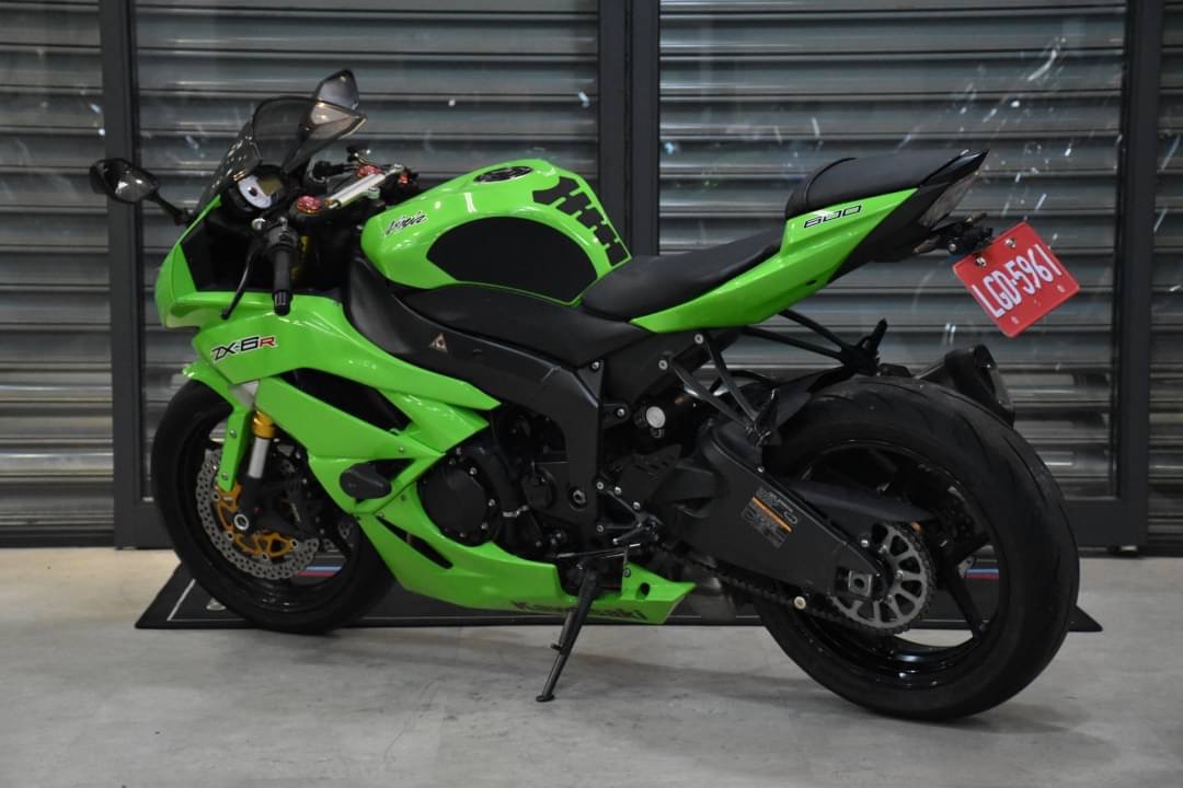 KAWASAKI NINJA ZX-6R - 中古/二手車出售中 OHLINS防甩頭 Brembo總泵 | 小資族二手重機買賣