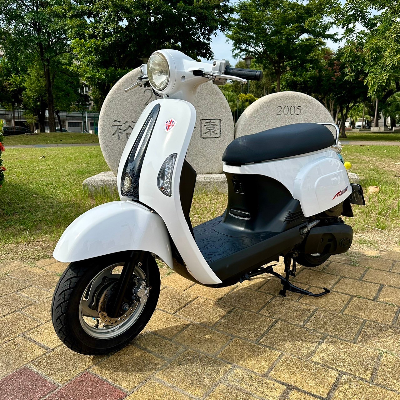 【貳輪嶼中古機車專賣-台南店】光陽 MANY 110 - 「Webike-摩托車市」 2010 光陽 MANY 110 #060