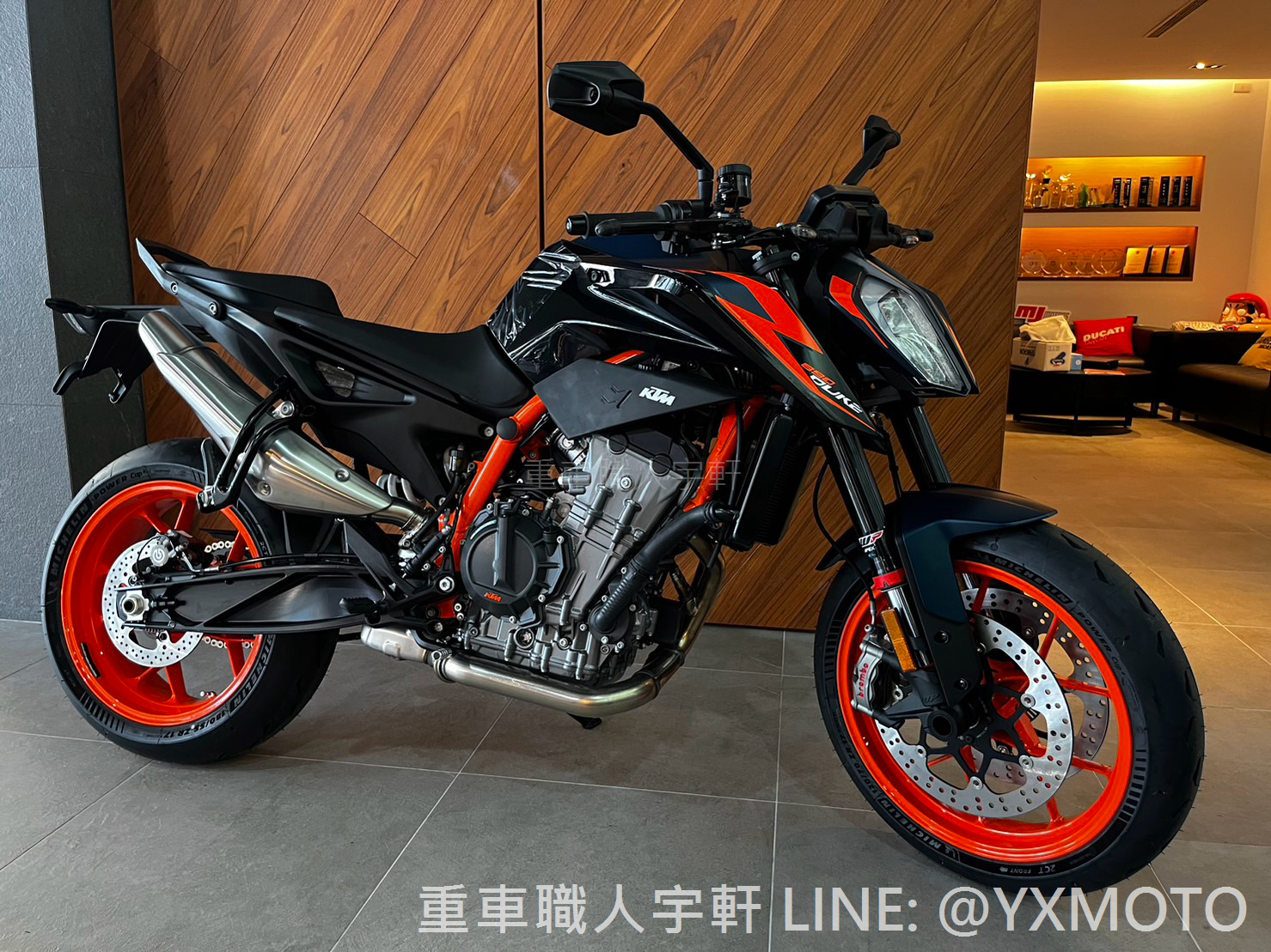 【重車銷售職人-宇軒 (敏傑)】KTM 890 DUKE R - 「Webike-摩托車市」 【敏傑宇軒】KTM 890 DUKE R 藍橘色 全額48期零利率 總代理公司車