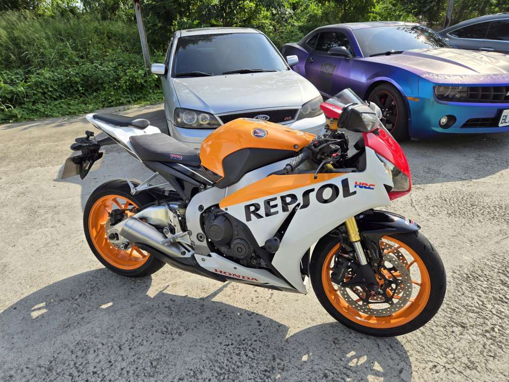 HONDA  CBR1000RR  - 中古/二手車出售中 [出售] 2015年 HONDA CBR1000RR  | 老爹重機