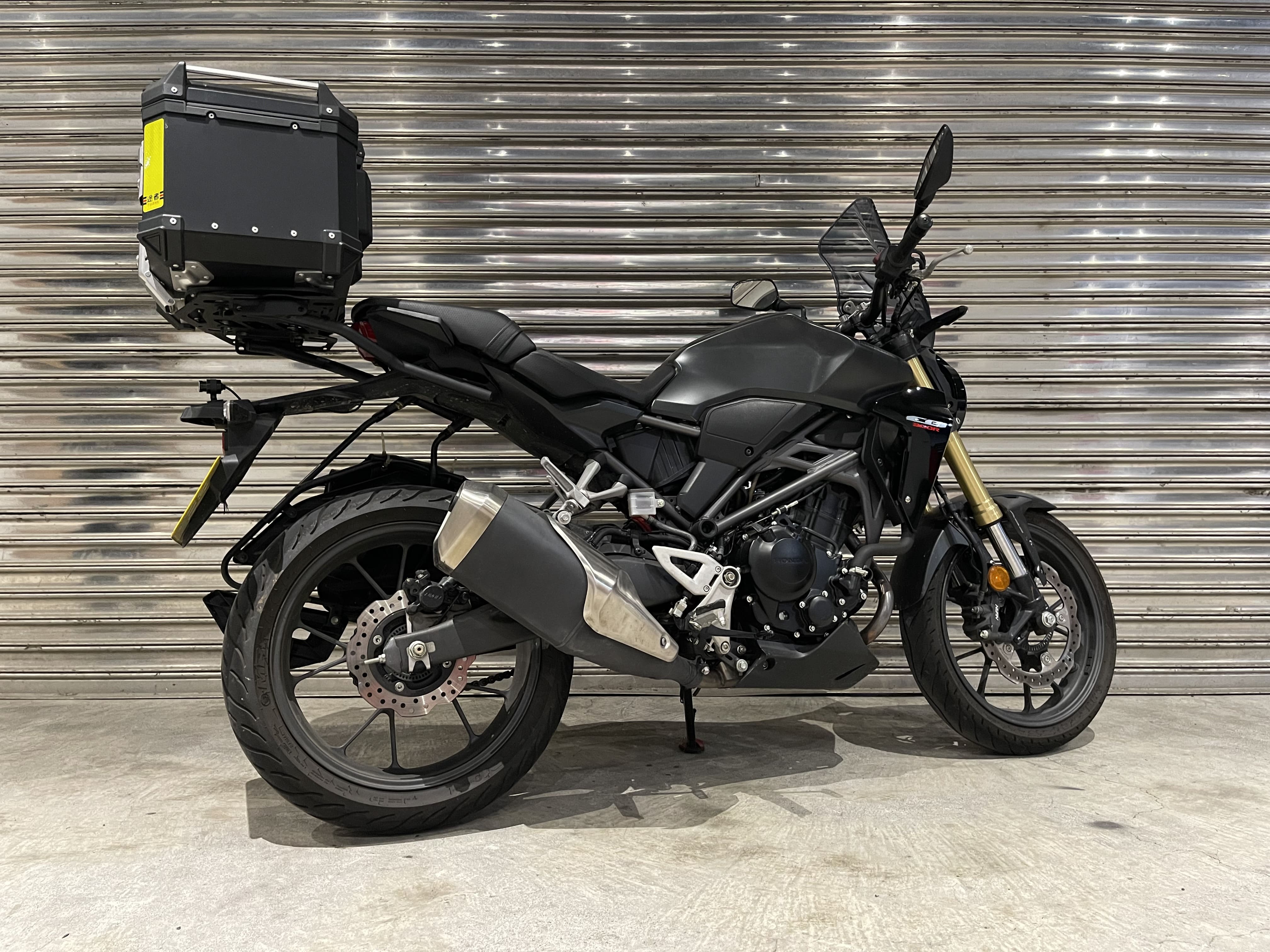 HONDA CB300R - 中古/二手車出售中 2022年 HONDA CB300R/0元交車/分期貸款/車換車/線上賞車/到府交車 | 翊帆重車-Queena