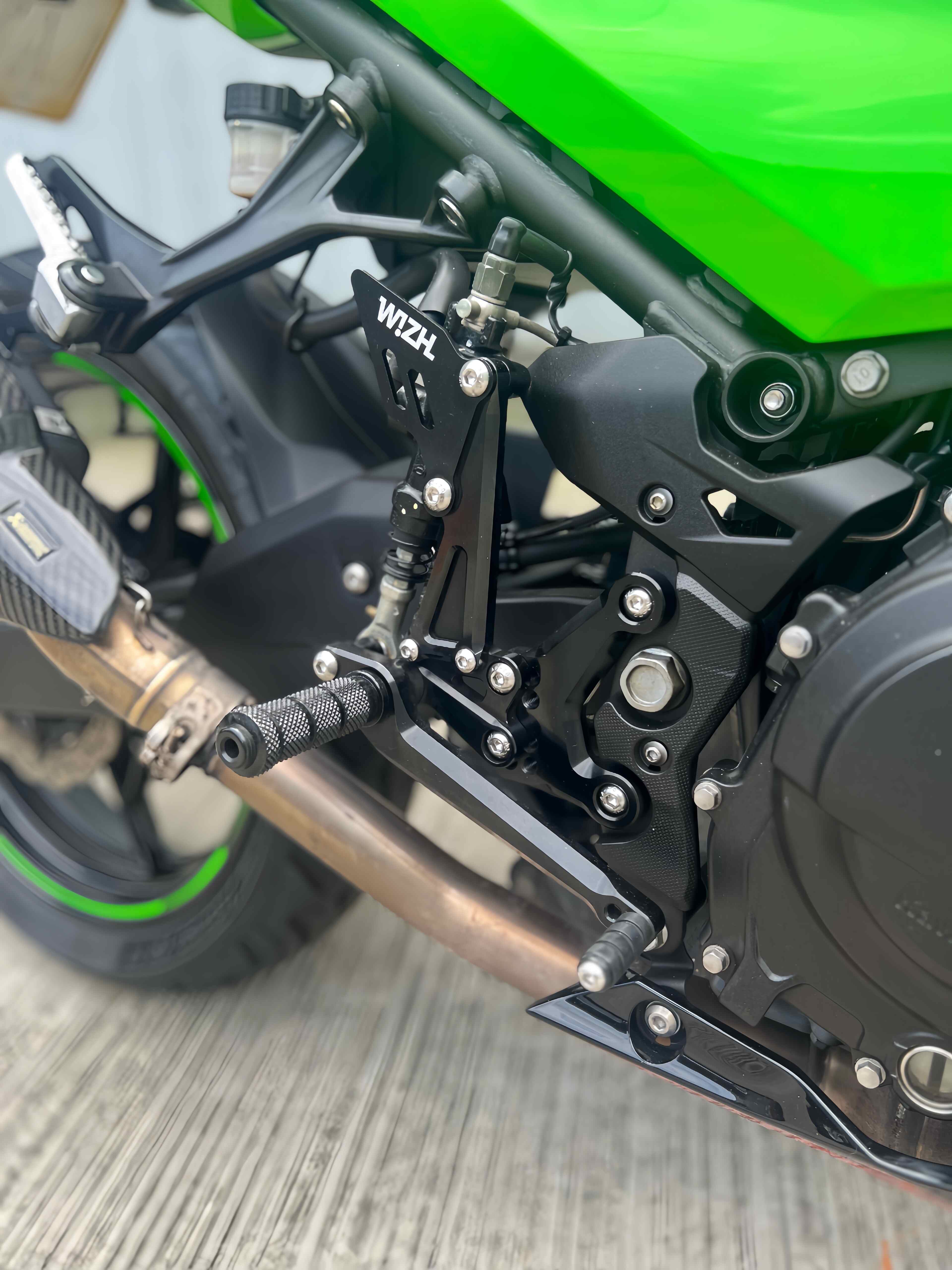 KAWASAKI NINJA400 - 中古/二手車出售中 2020年 NINJA400 仿蠍排氣管 W!ZH腳踏後移 前後行車紀錄器 短牌架  | 阿宏大型重機買賣