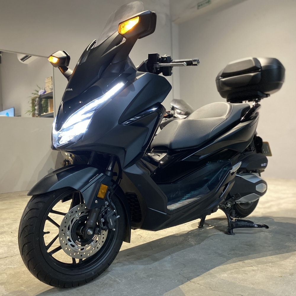 【翊帆國際重車】HONDA FORZA 300 - 「Webike-摩托車市」 【2021 HONDA FORZA350】