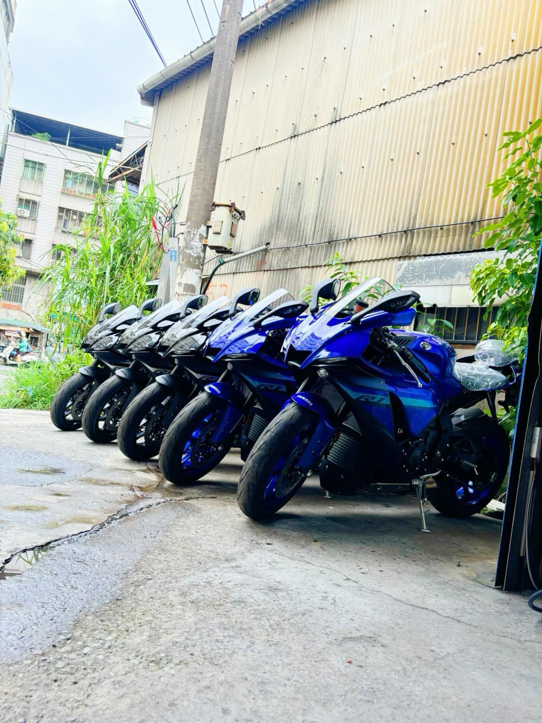 YAMAHA YZF-R1新車出售中 新車YAMAHA R1 (現車現領） | 個人自售