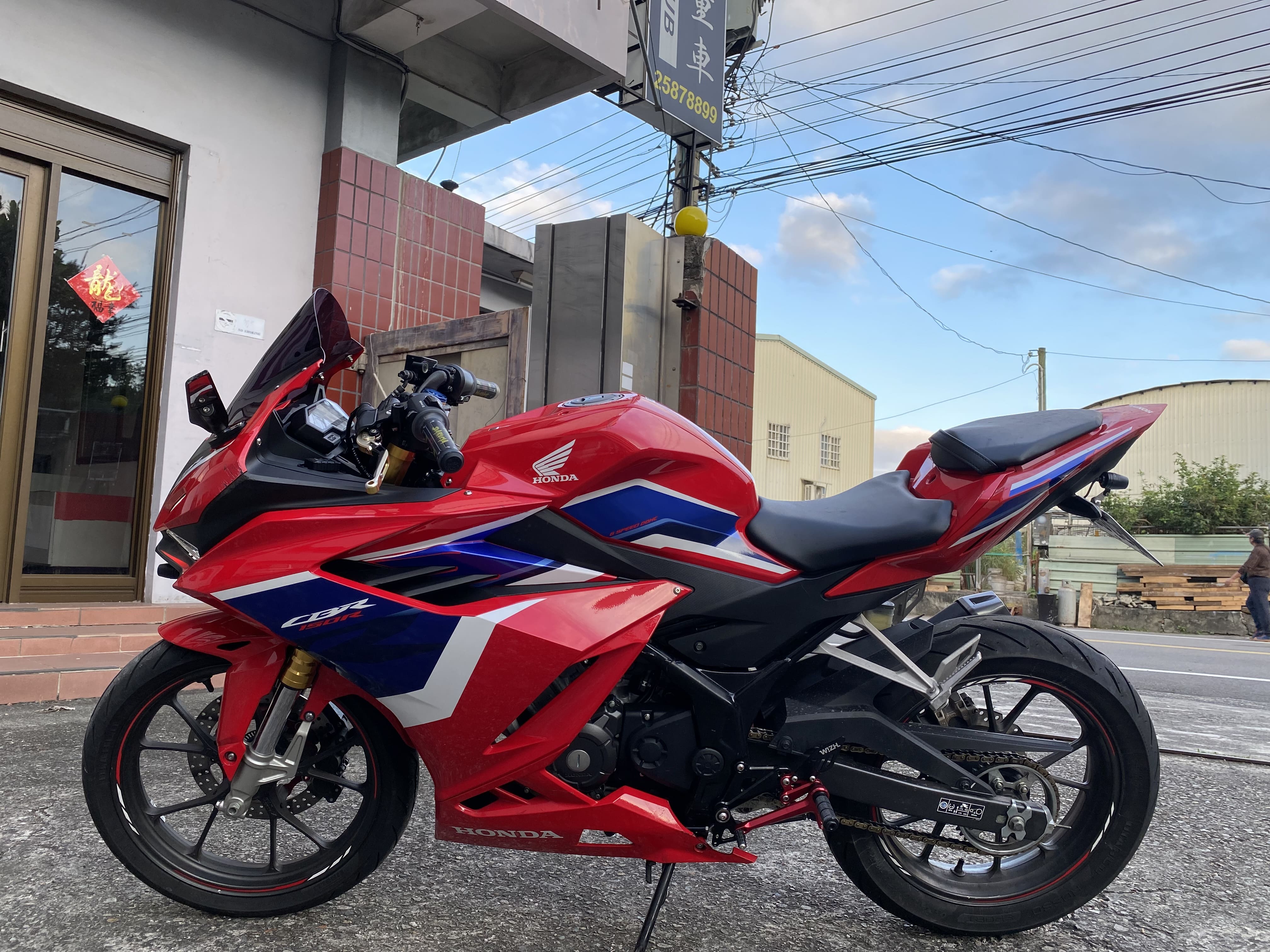 HONDA CBR150 - 中古/二手車出售中 2022年 HONDA CBR150R/0元交車/分期貸款/車換車/線上賞車/到府交車 | 翊帆國際重車