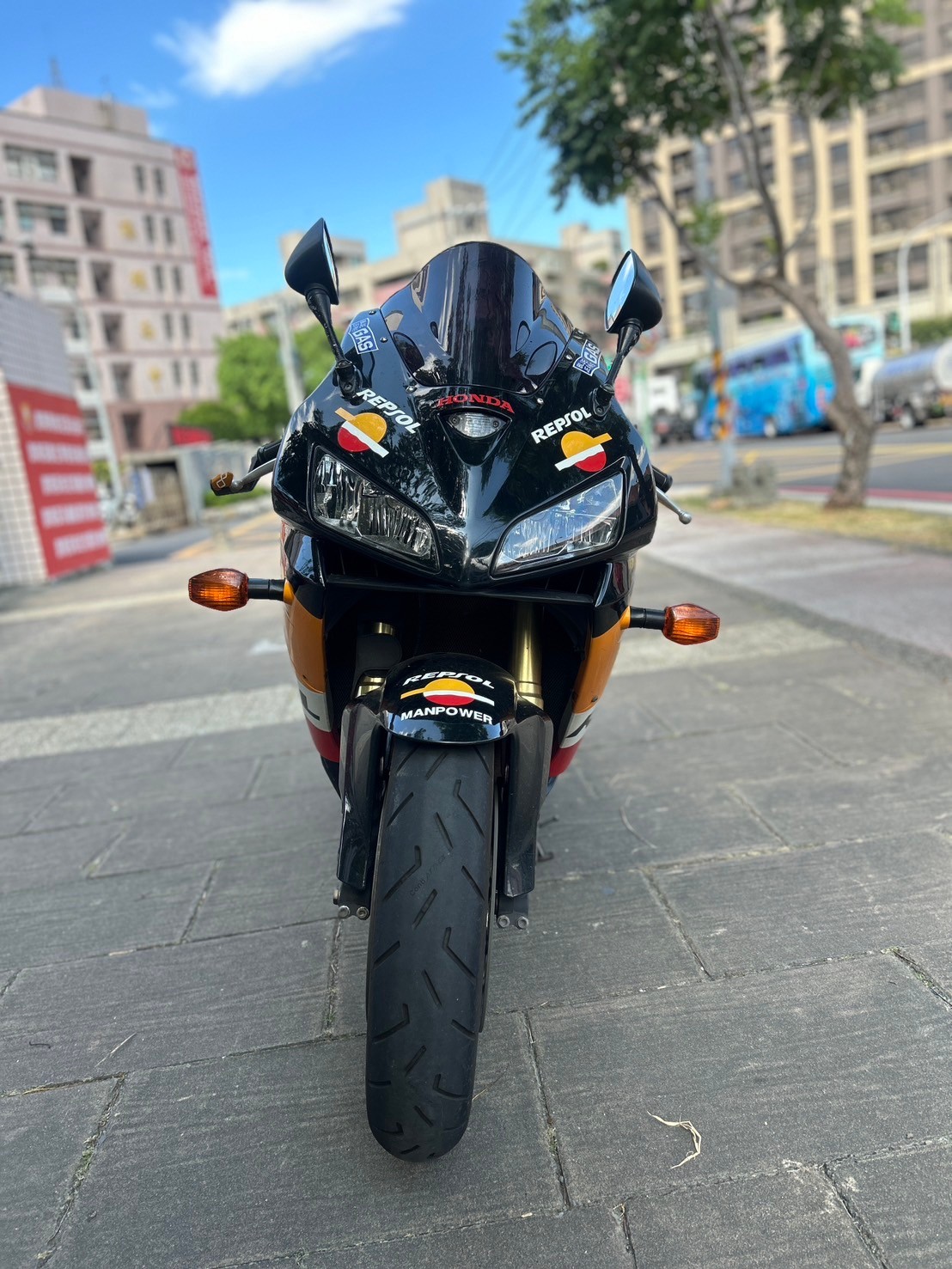 HONDA CBR600RR - 中古/二手車出售中 HONDA CBR600RR  | 個人自售