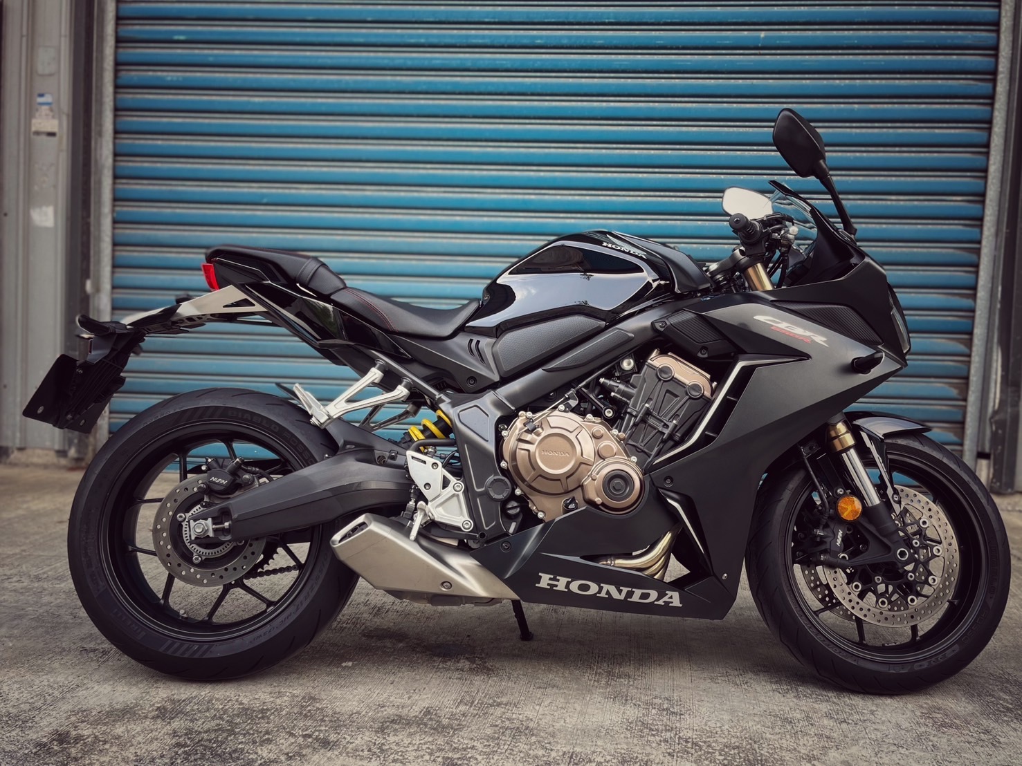 HONDA CBR650R - 中古/二手車出售中 黑色系 一手車全原廠保養 小資族二手重機買賣 | 小資族二手重機買賣