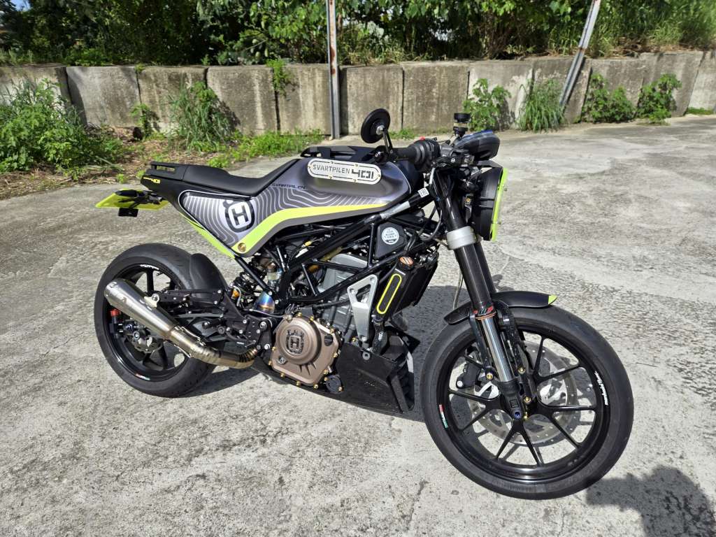 Husqvarna  海絲瓜 白箭401 - 中古/二手車出售中 [出售] 2018年 Husqvarna 海絲瓜 白箭401 | 老爹重機