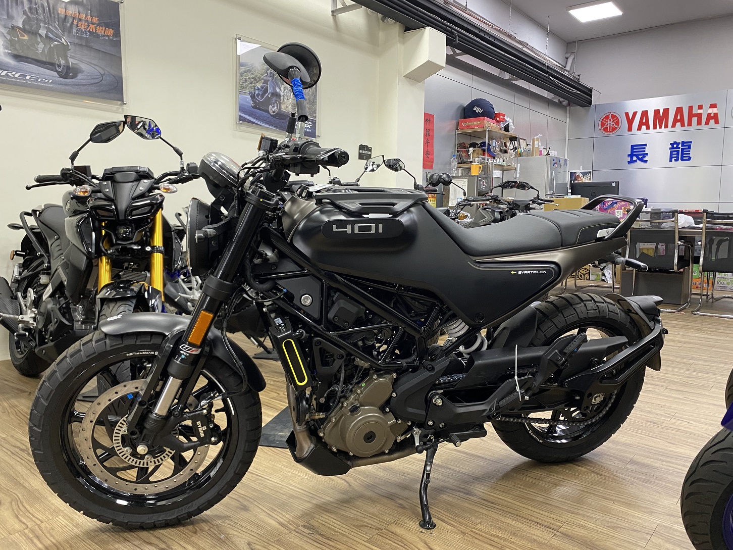 Husqvarna 海絲瓜401 - 中古/二手車出售中 【新竹長龍車業】Husqvarna 海絲瓜 401 | 新竹長龍車業行