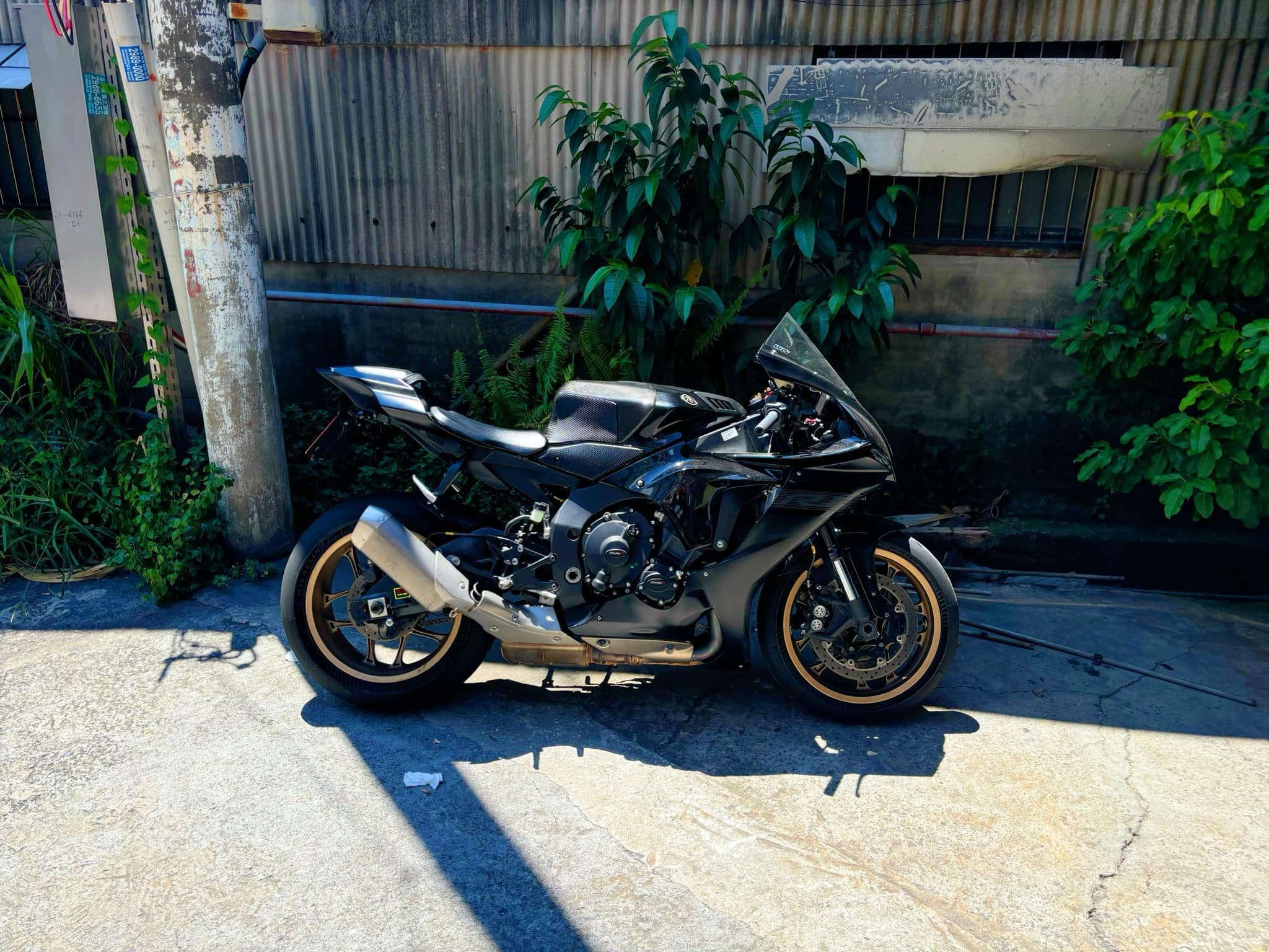 YAMAHA YZF-R1 - 中古/二手車出售中 YAMAHA R1 | 個人自售