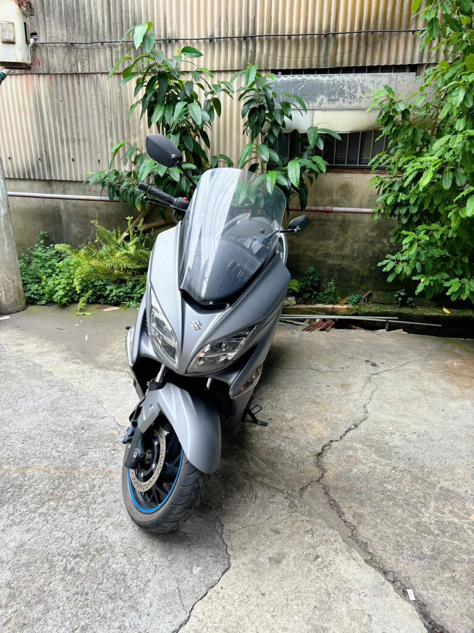 SUZUKI Burgman 400 (SKYWAVE400) - 中古/二手車出售中 SUZUKI AN400A漢堡400 | 個人自售