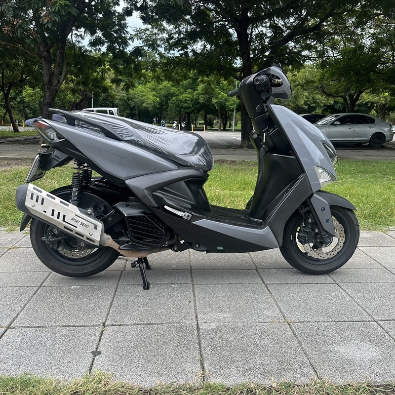 山葉 新勁戰 125 - 中古/二手車出售中 《高雄二手機車》2020 山葉 勁戰六代 125 ABS #7535 #可試車/二手機車/流行車款/現況特惠快速交車 | 貳輪嶼二手機車行-高雄店/中古重機收購/gogoro買賣推薦/線上估價立刻加Line:@motor888 （台南、屏東也有到府收購）