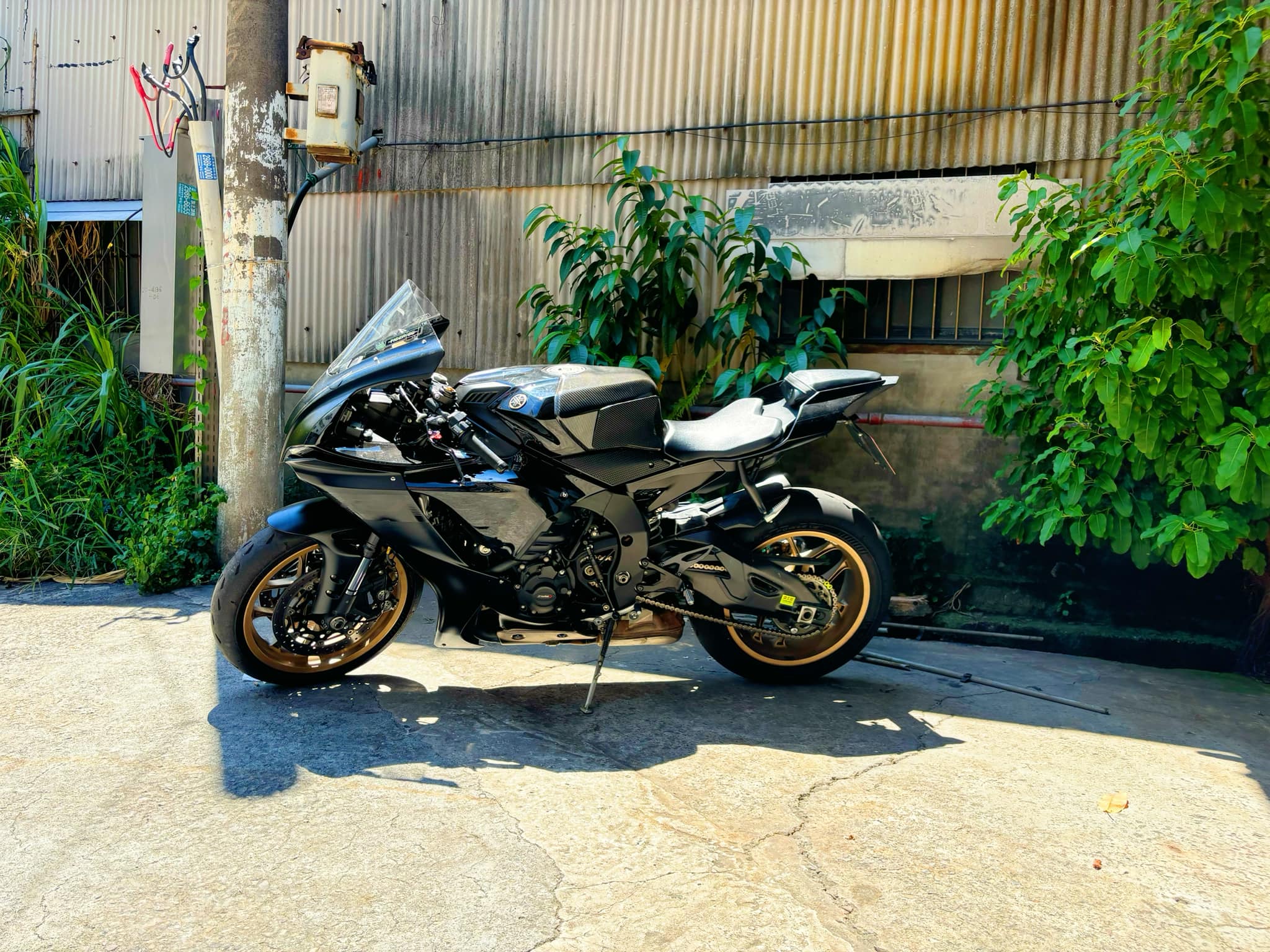 YAMAHA YZF-R1 - 中古/二手車出售中 YAMAHA R1 | 個人自售