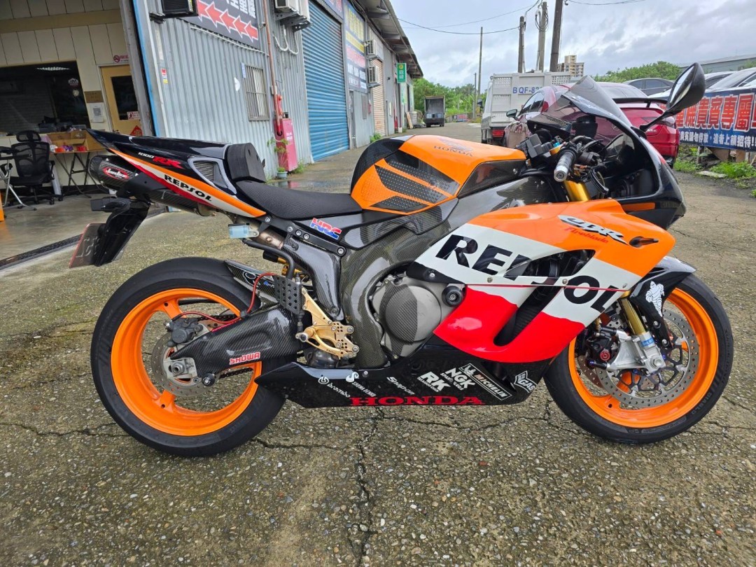 HONDA CBR1000RR Fire Blade - 中古/二手車出售中 HONDA CBR1000RR 力豹仕 | J.C.重車