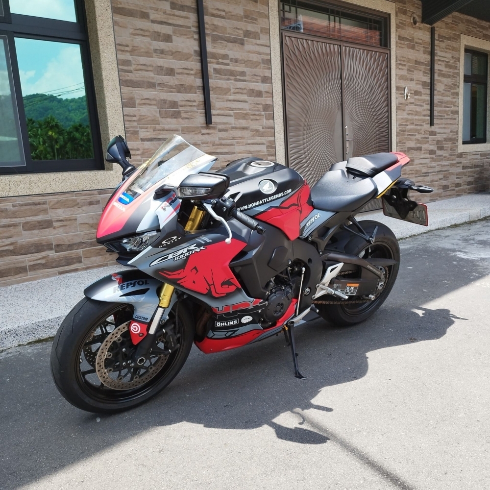 HONDA CBR1000RR Race-based - 中古/二手車出售中 【2017 HONDA CBR1000RR】 | 翊帆國際重車