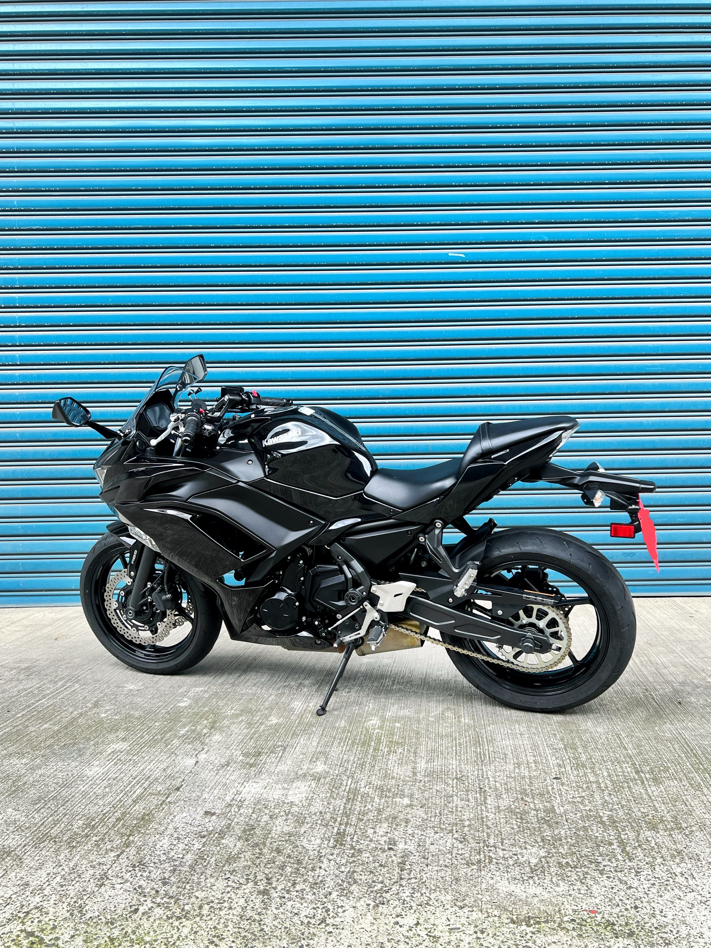 KAWASAKI NINJA650 - 中古/二手車出售中 2021年 NINJA650 黑色系 基本改 前後行車紀錄器 無摔 無事故 | 阿宏大型重機買賣