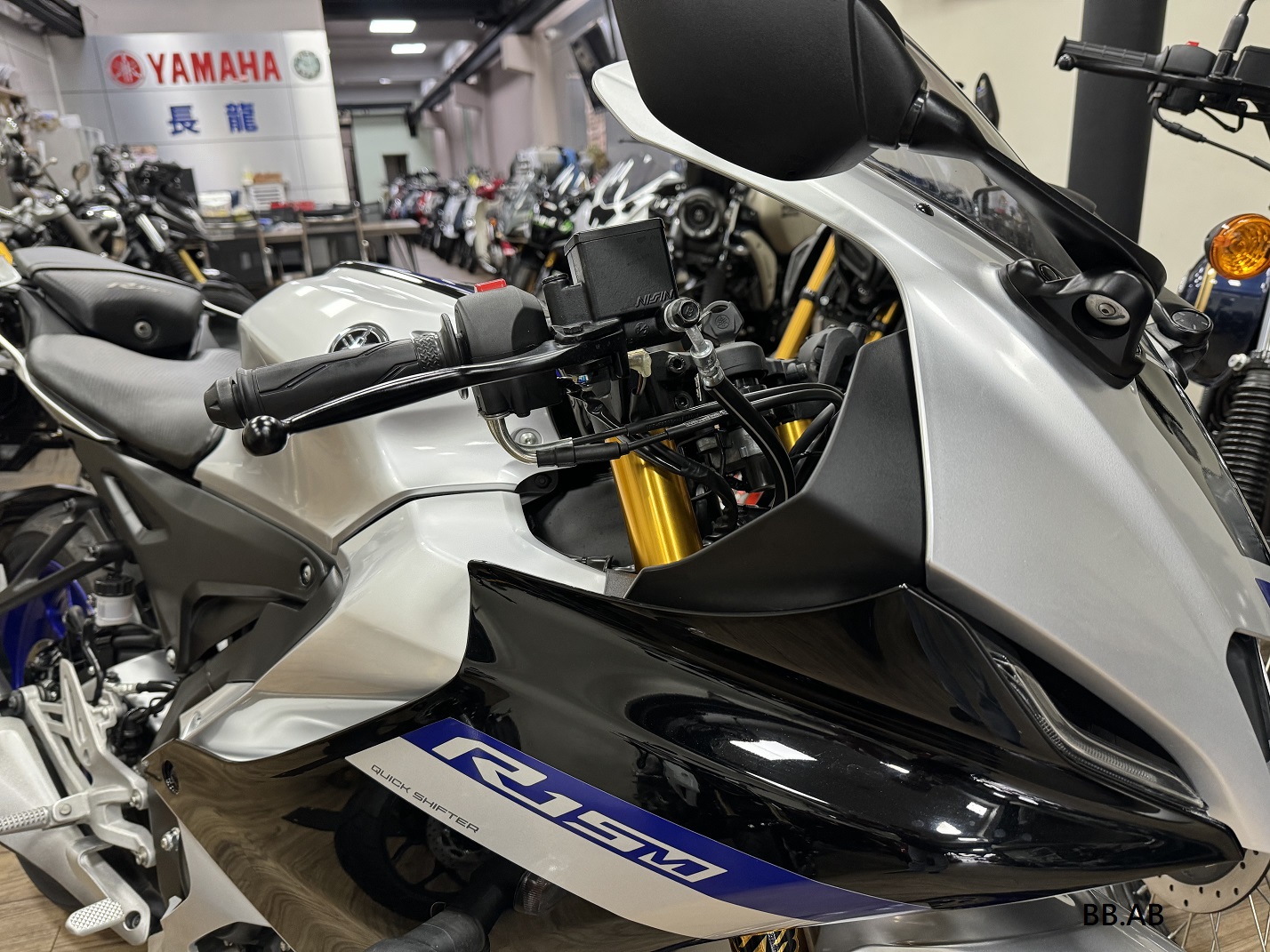 YAMAHA R15M - 中古/二手車出售中 【新竹長龍車業】YAMAHA 山葉 R15M 公司車 | 新竹長龍車業行