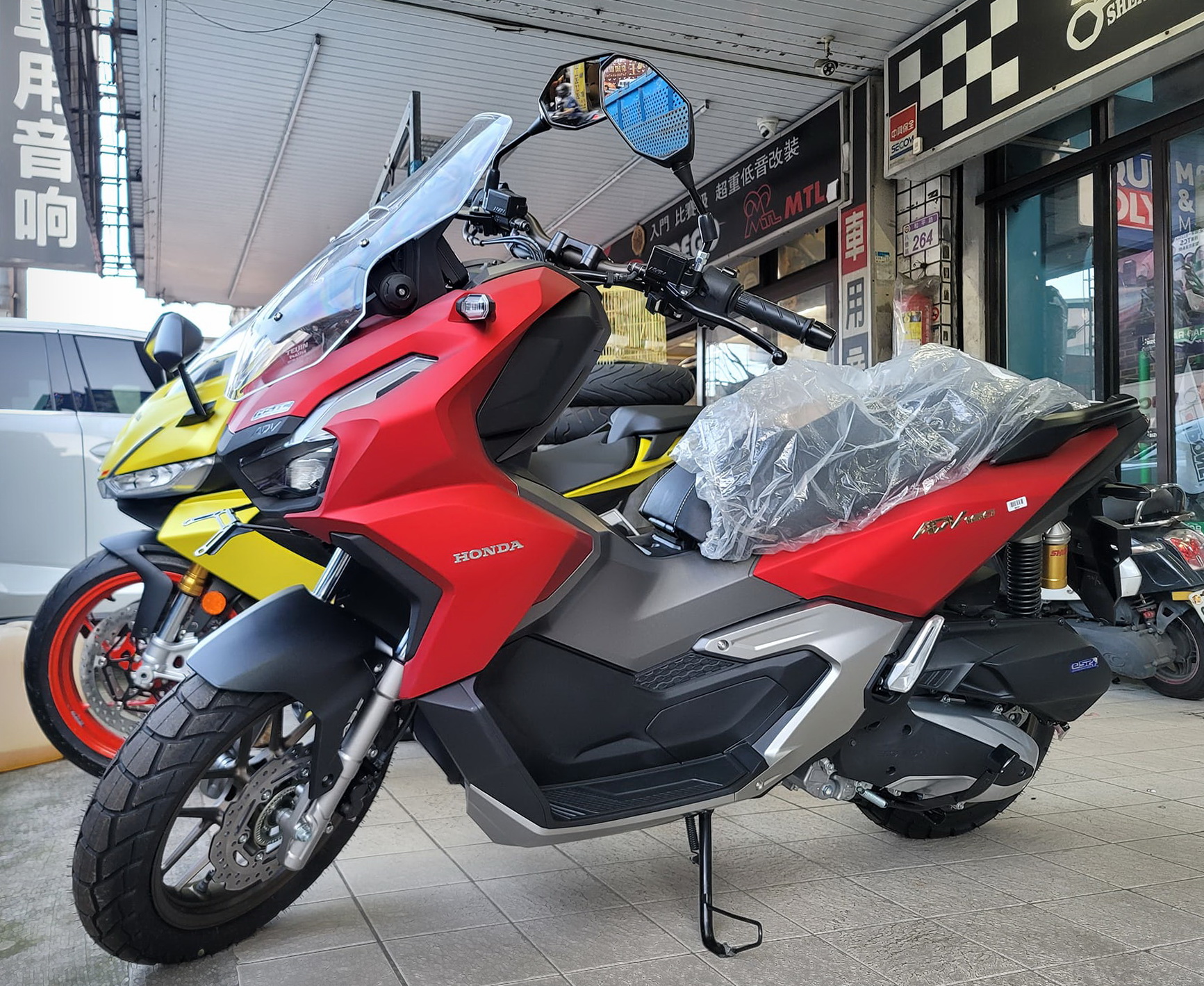 【勝大重機】HONDA ADV160 ABS - 「Webike-摩托車市」 【勝大重機】2023 HONDA ADV160 ABS 全新車售價$16.3萬