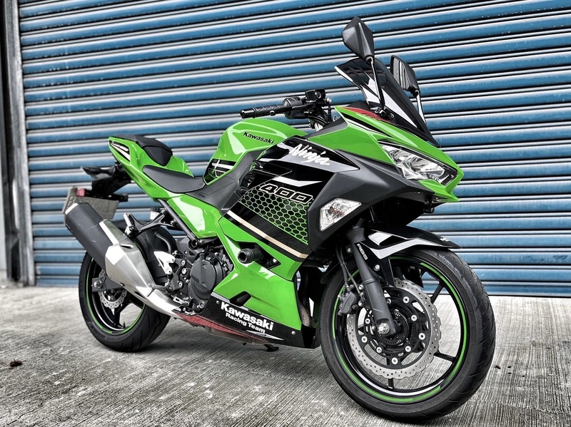 KAWASAKI NINJA400 - 中古/二手車出售中 雙黃燈總成 行車記錄器 USB車充 無摔無事故 小資族二手重機買賣 | 小資族二手重機買賣