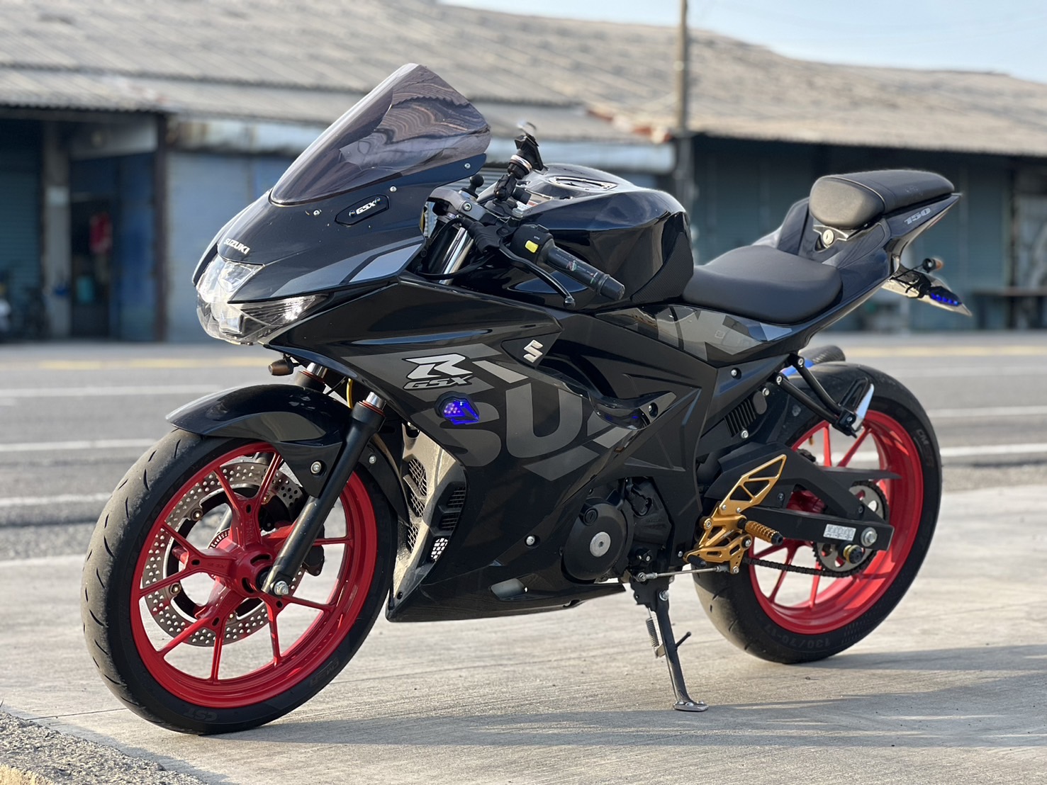 SUZUKI GSX-R150 - 中古/二手車出售中 GSX-R150近全新 精品改 | YSP 建興車業