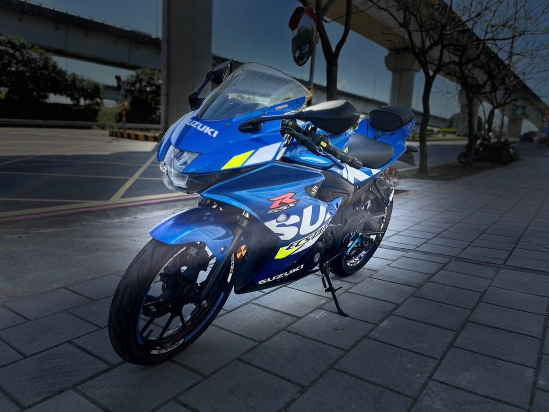 SUZUKI GSX-R150 - 中古/二手車出售中 前後行車記錄器 WHIZ腳踏後移 小資族二手重機買賣 | 小資族二手重機買賣