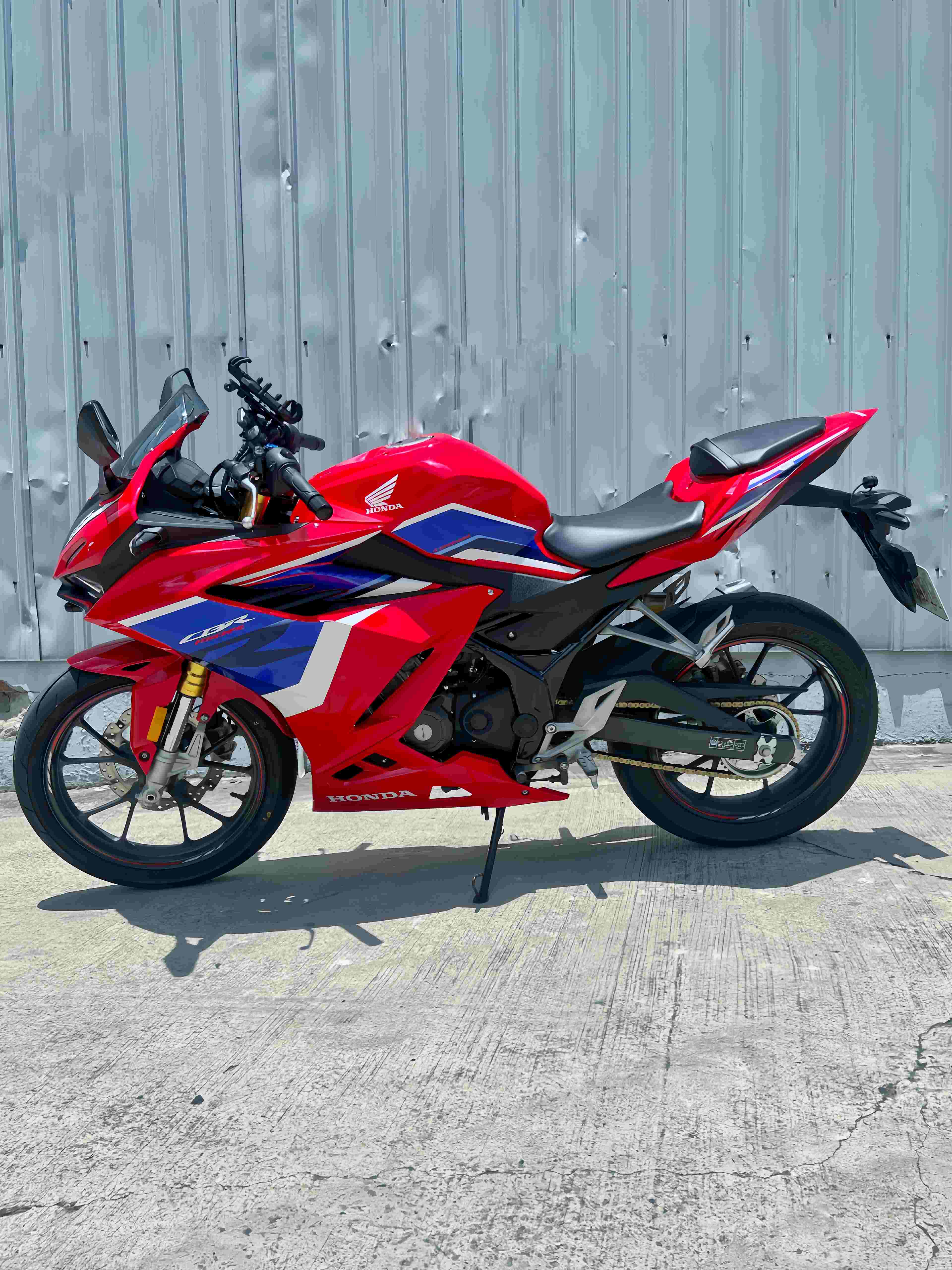 HONDA CBR150R - 中古/二手車出售中 2021年 CBR150R 一手 原漆 無事故 里程保證 阿宏大型重機買賣 | 阿宏大型重機買賣