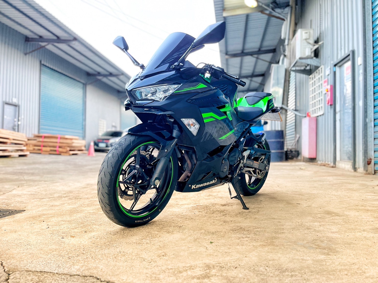 KAWASAKI NINJA400 - 中古/二手車出售中 SC排氣管 Matris放甩頭 小資族二手重機買賣 | 小資族二手重機買賣