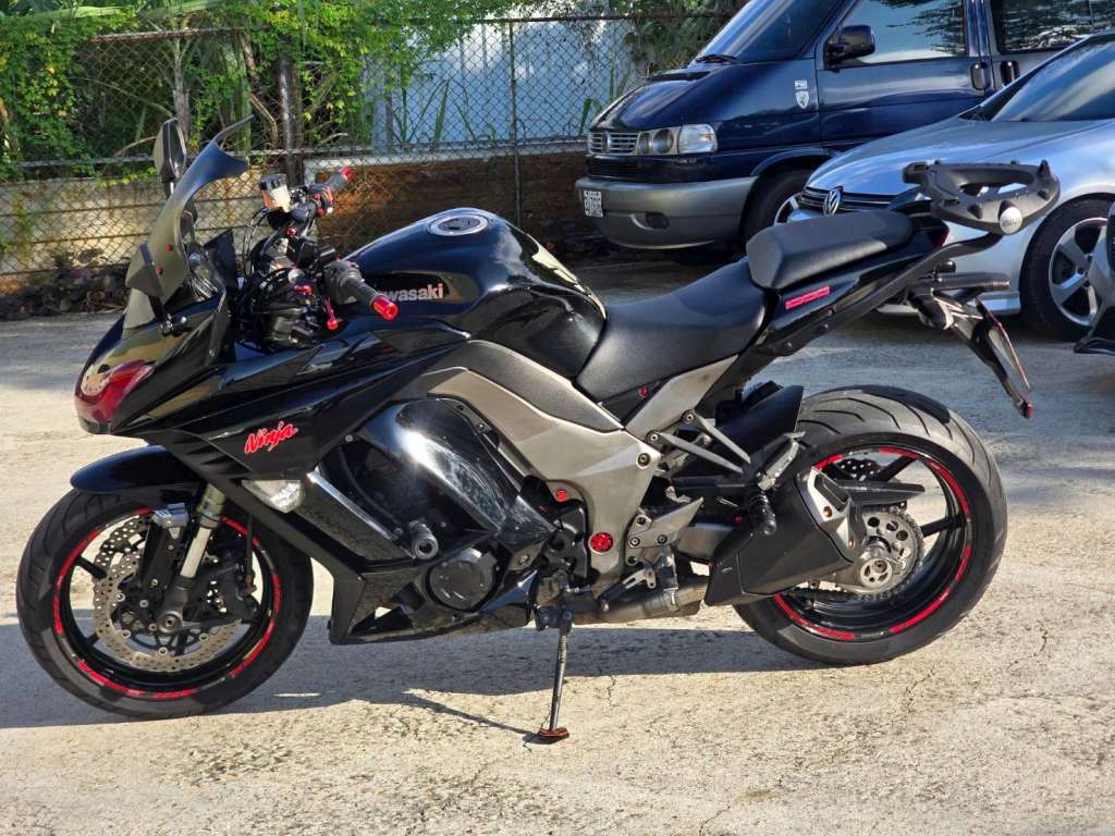 KAWASAKI NINJA1000 - 中古/二手車出售中 [出售] 20211年 KAWASAKI Z1000SX | 老爹重機