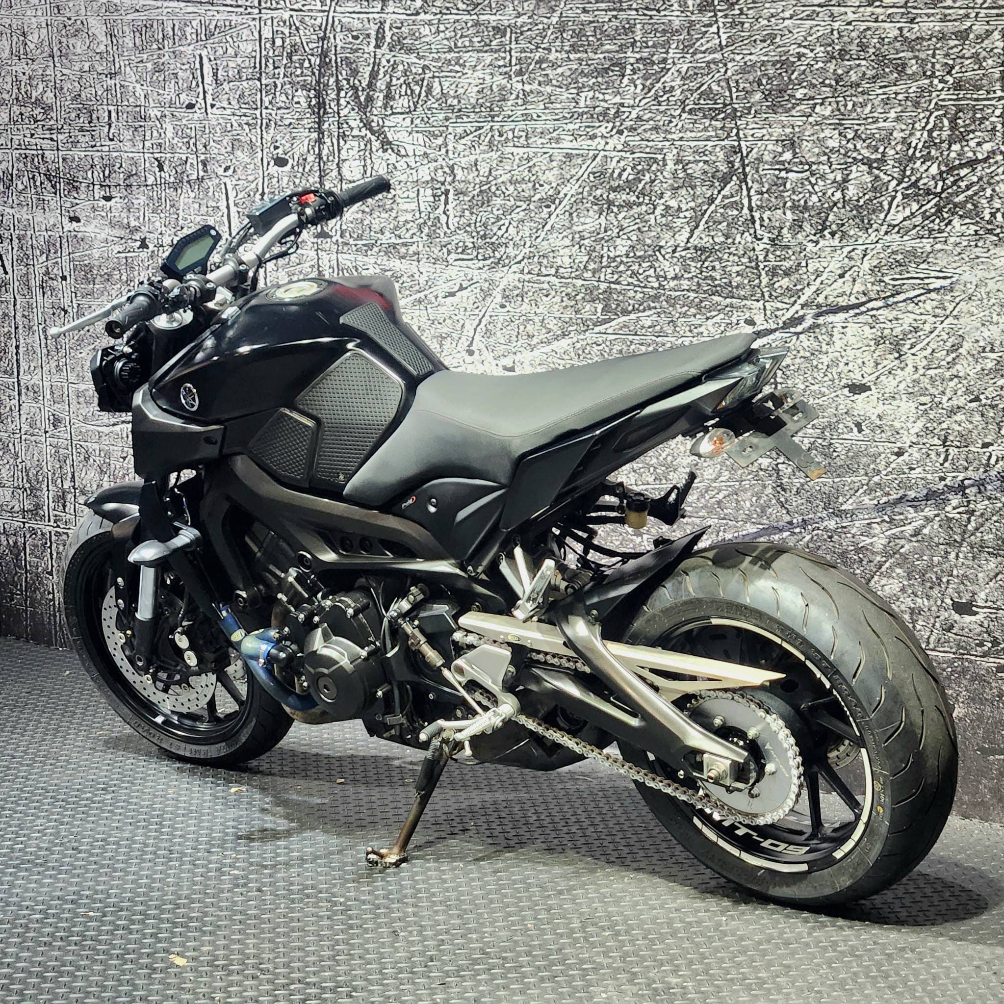 YAMAHA MT-09 - 中古/二手車出售中 2020年 YAMAHA MT-09/0元交車/分期貸款/車換車/線上賞車/到府交車 | 翊帆國際重車