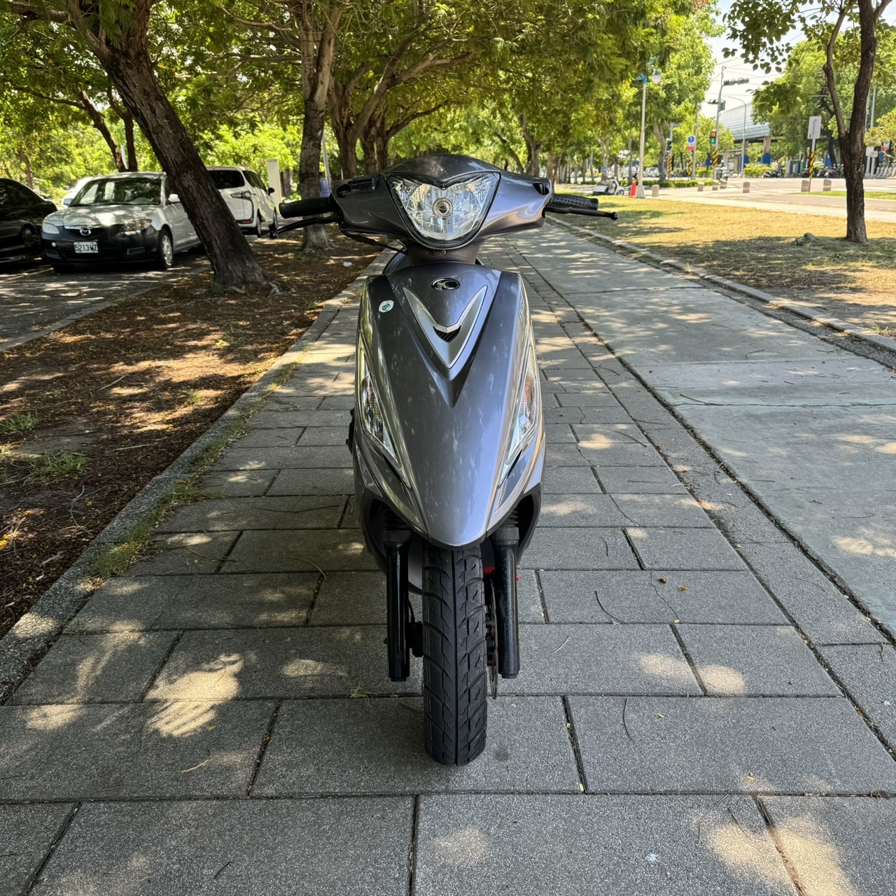 SUZUKI GP125 - 中古/二手車出售中 【高雄二手機車】2020 光陽 GP 125 ABS #0770 實車實價/高雄二手機車買賣/便宜售代步車/經濟車 | 貳輪嶼二手機車行-高雄店/中古重機收購/gogoro買賣推薦/線上估價立刻加Line:@motor888 （台南、屏東也有到府收購）